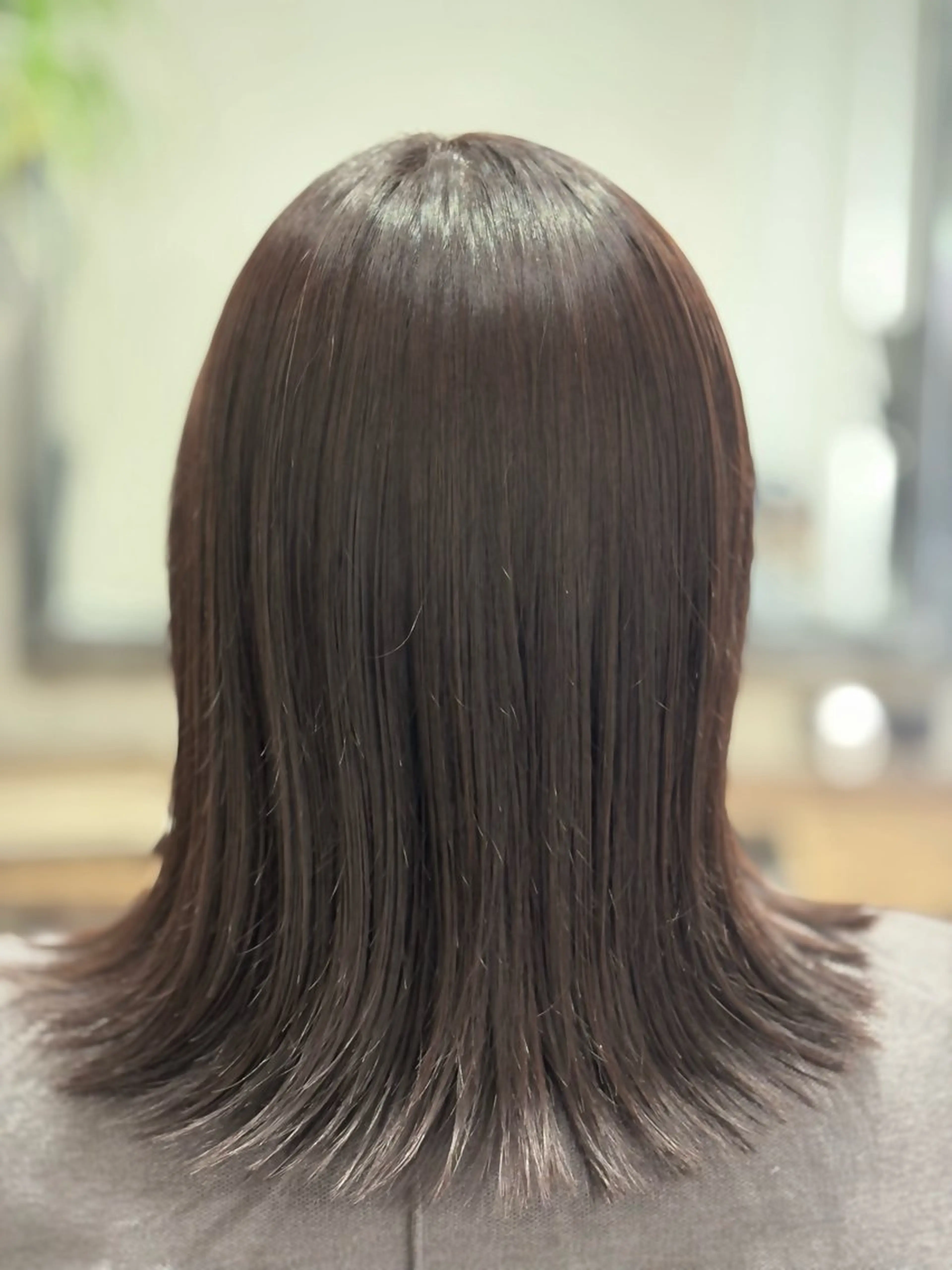 ミディアム カット ヘアカラー 白鳥 正孝のヘアスタイル