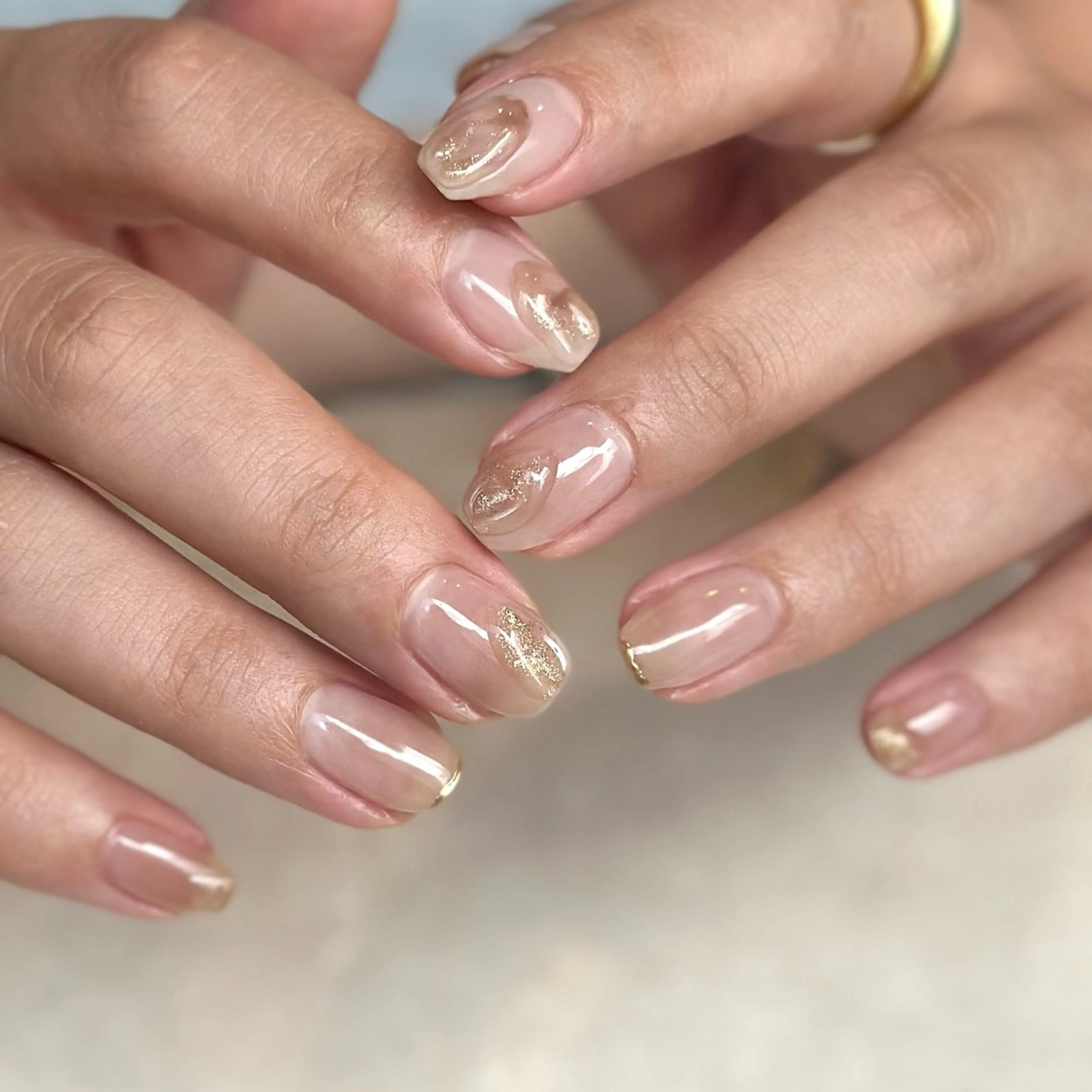 ネイル ニュアンスネイル aoi .のネイルデザイン