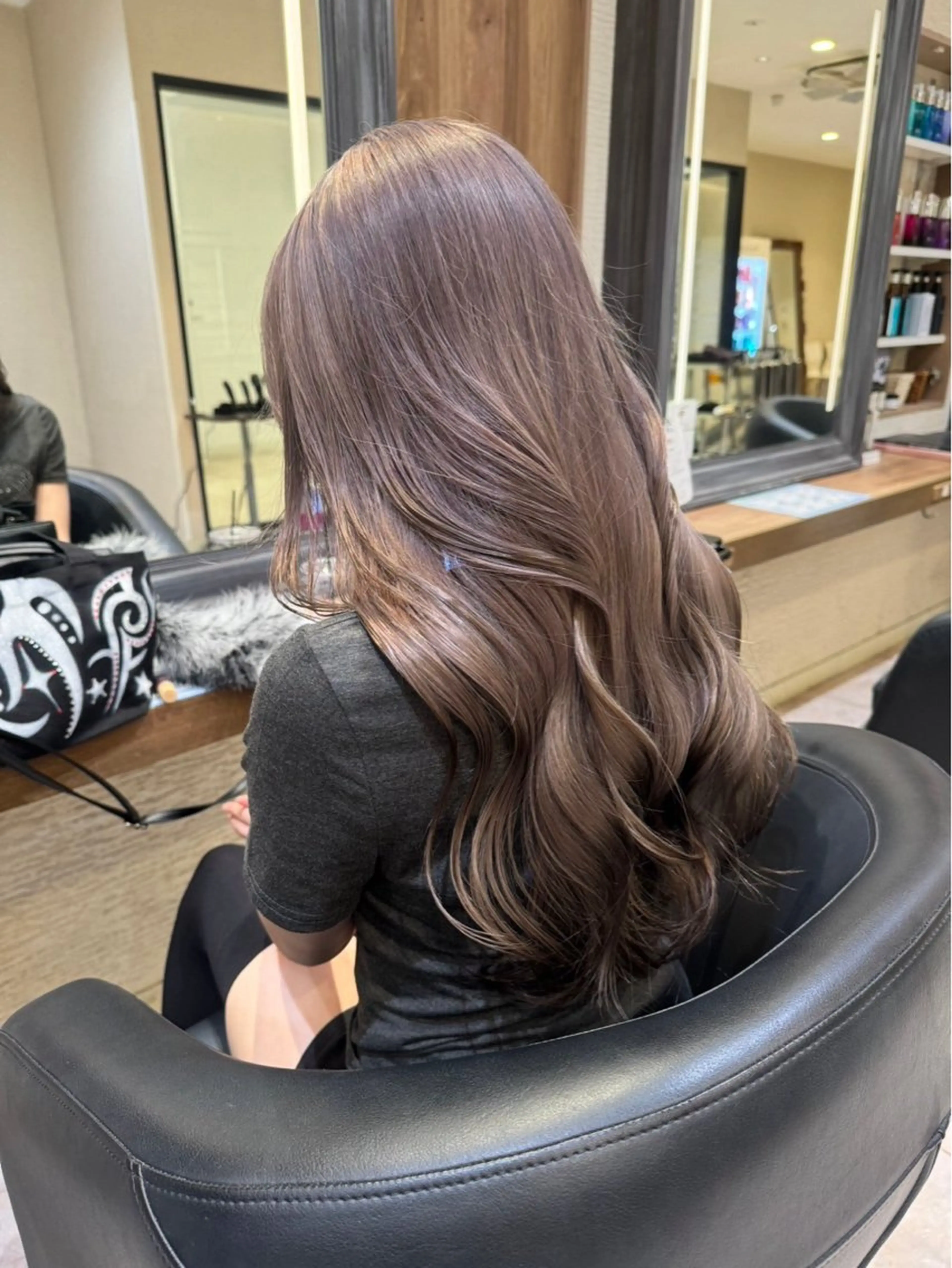 🍭ケアブリーチダブルカラー(ブリーチ込み)➕3stepトリートメント💭💕の写真