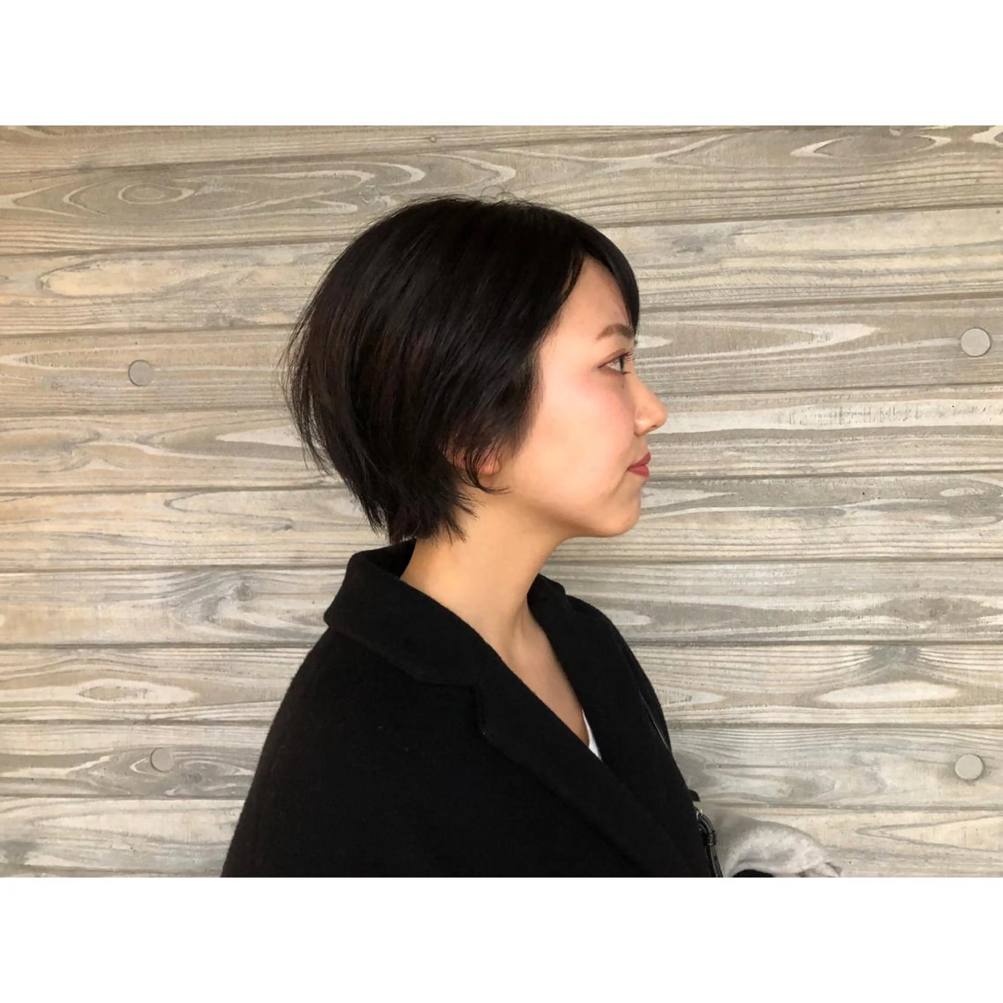 ショート カラー パーマ ヘアアレンジ 藤井 菜緒のヘアスタイル