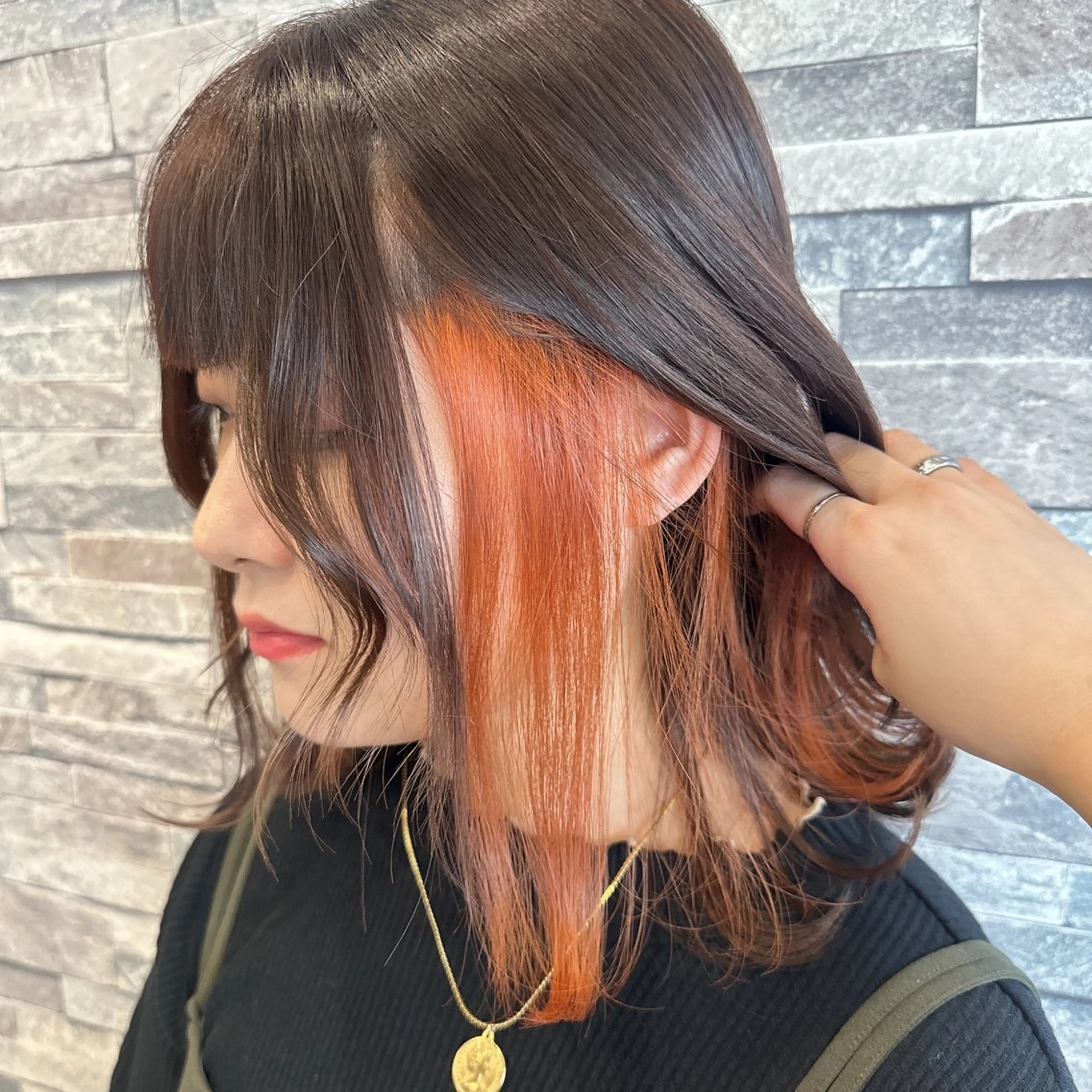 🌷イヤリングカラー＋ワンカラー(ブリーチ込み)🌷の写真