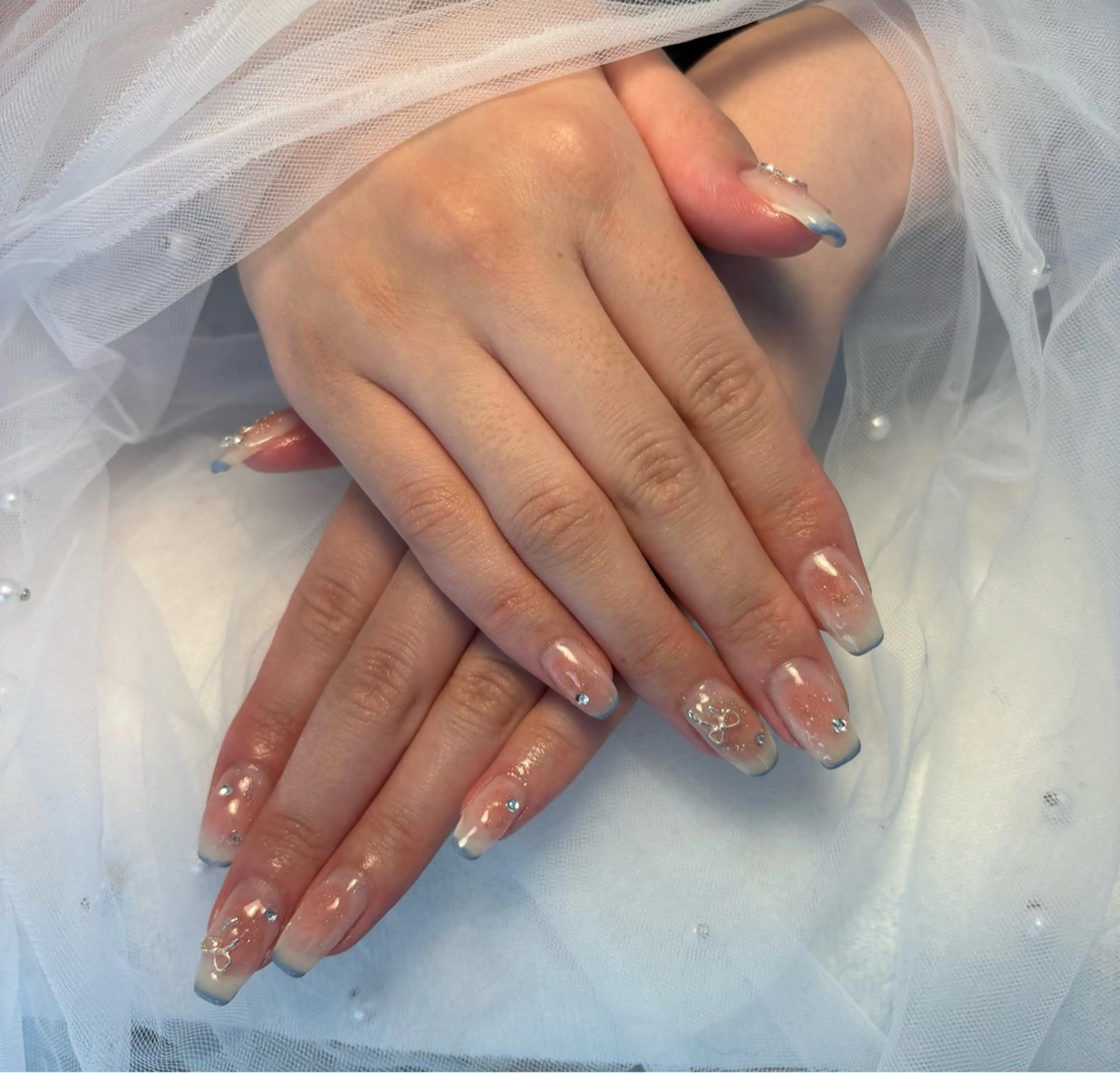 ネイル フラッシュネイル フットネイル フレンチネイル ジェルネイル ガラスフレンチ Nail salon Natulalのネイルデザイン