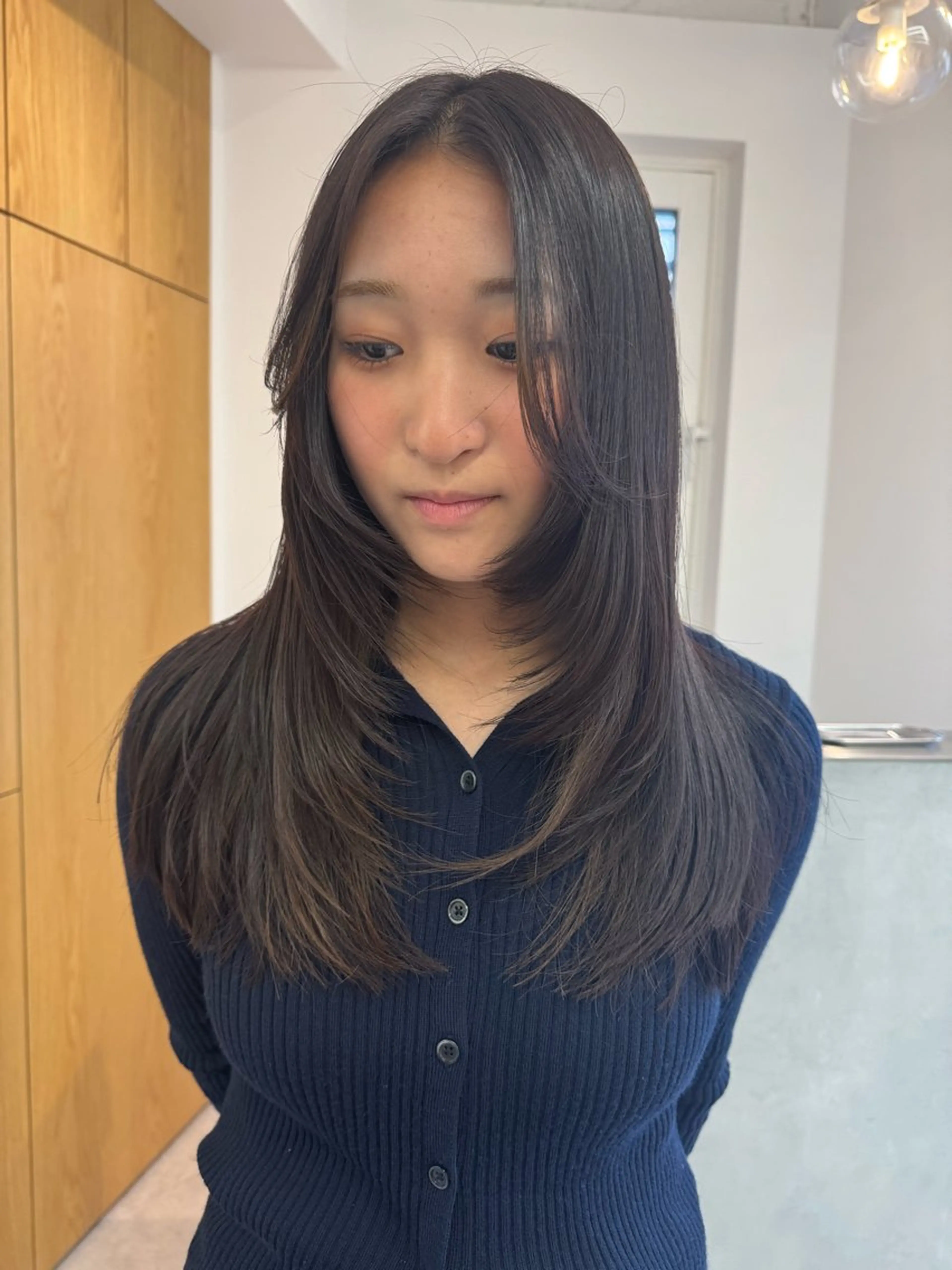 ロング くびれヘア 顔まわりレイヤー 顔周りカット くびれレイヤー レイヤーカット 顔周りレイヤー /kokoro🦮のヘアスタイル