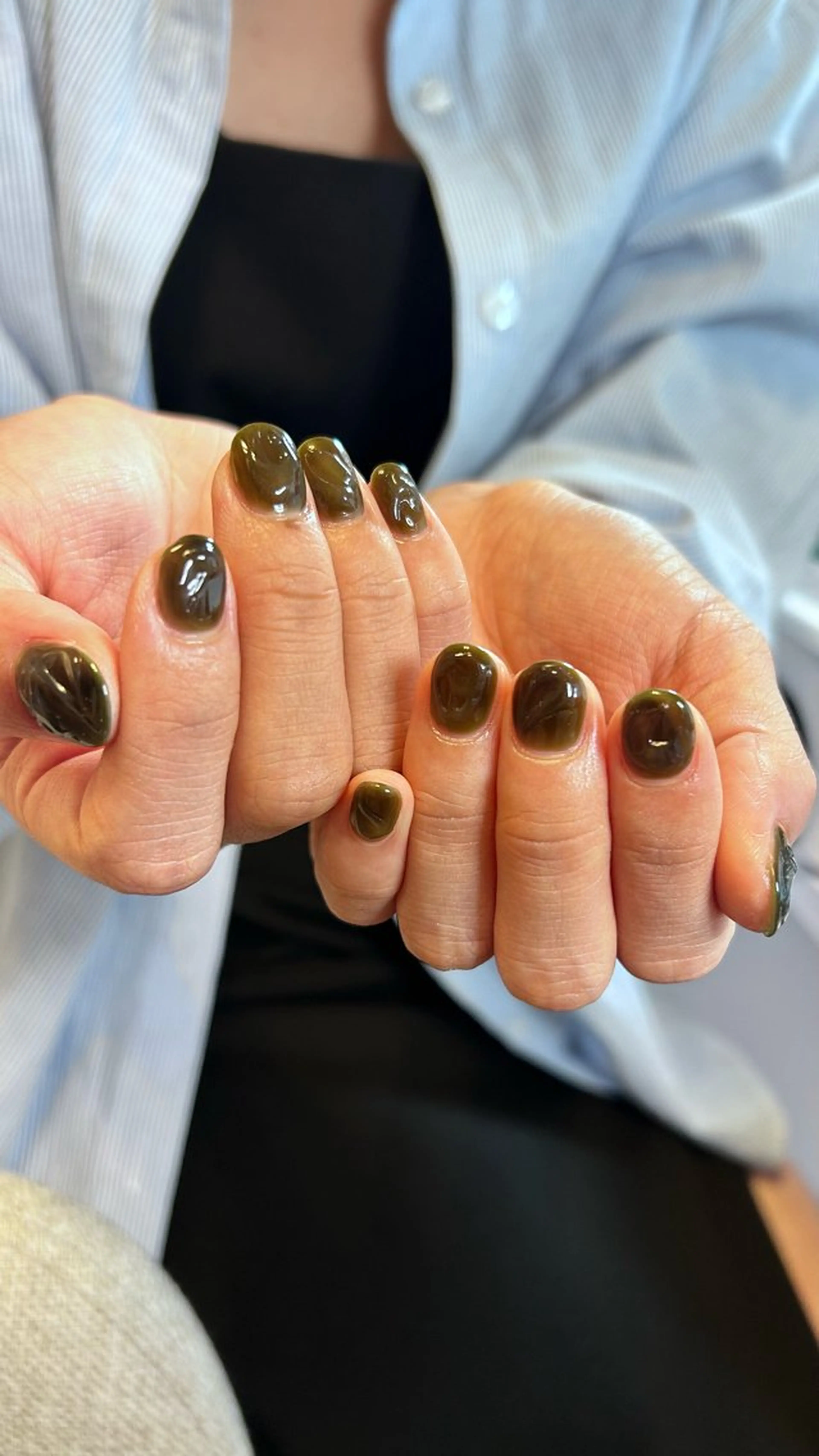 ネイル ニュアンスネイル ハンドネイル ハンドケア Atelier Ariのネイルデザイン