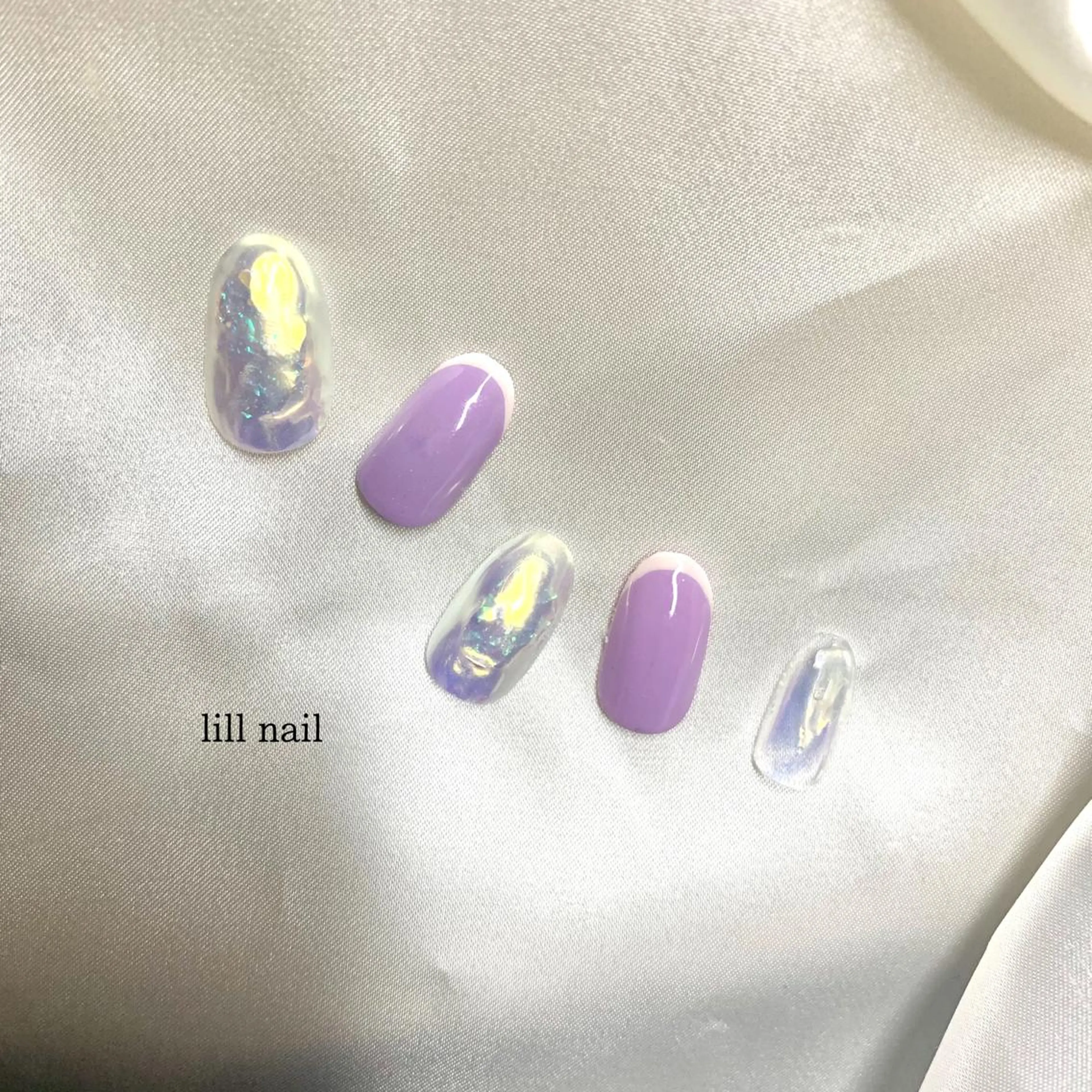 ミディアム pllia beautyのネイルデザイン