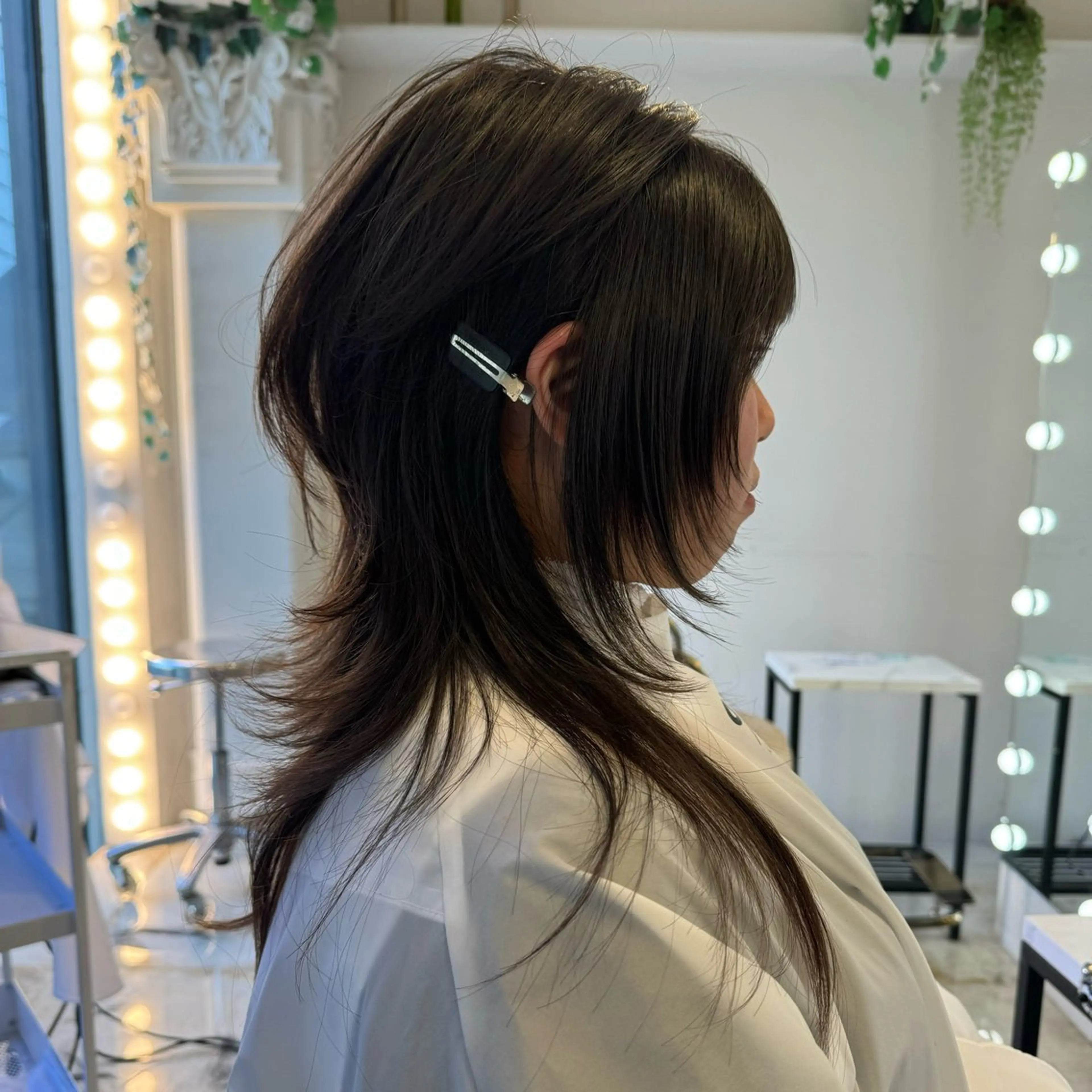 ミディアム SHIN レイヤー‪‪カットのヘアスタイル
