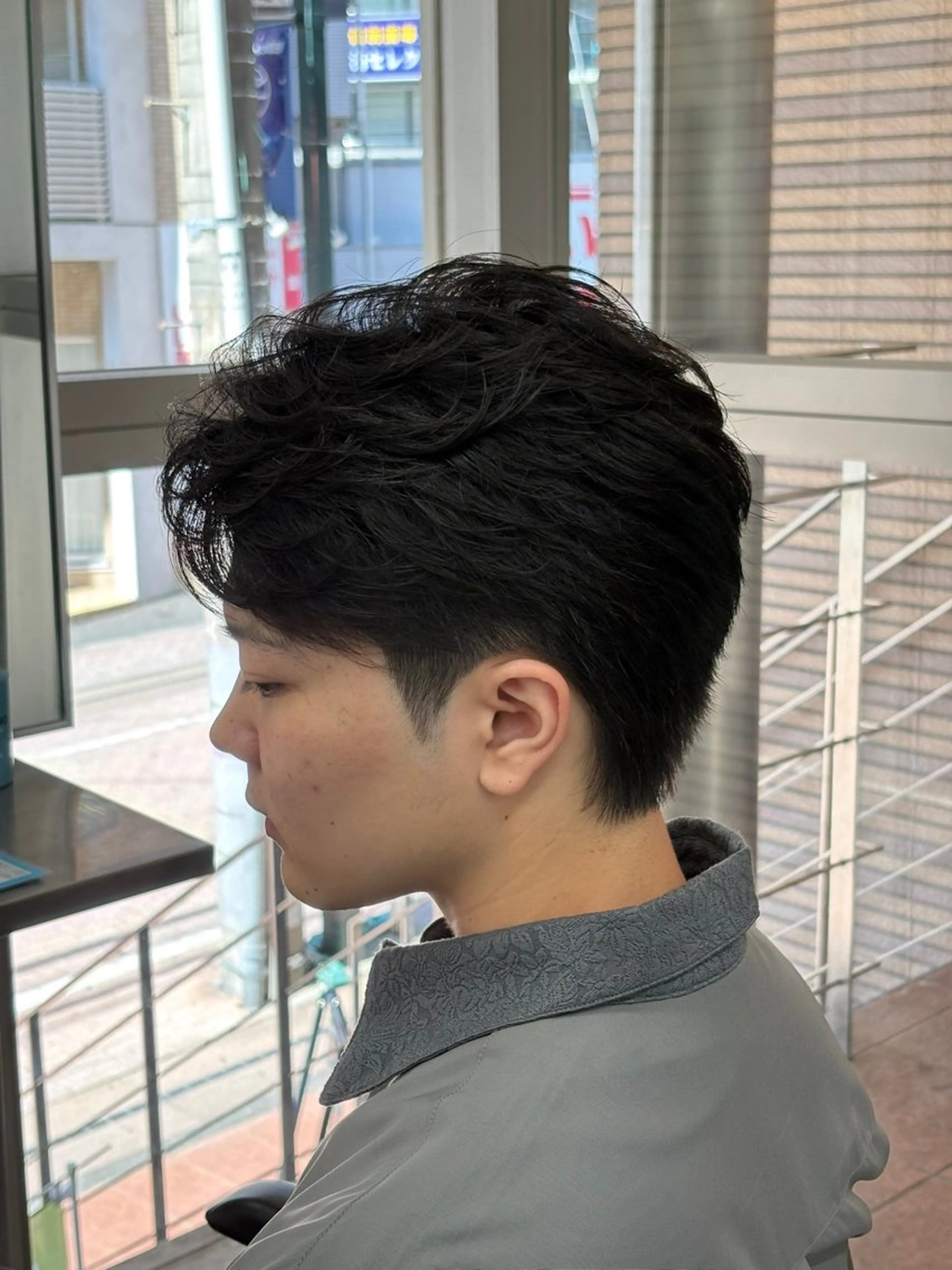 ショート カラー パーマ メンズ カット ヘアセット メンズパーマ特化 🔥韓国ヘア職人🔥のヘアスタイル