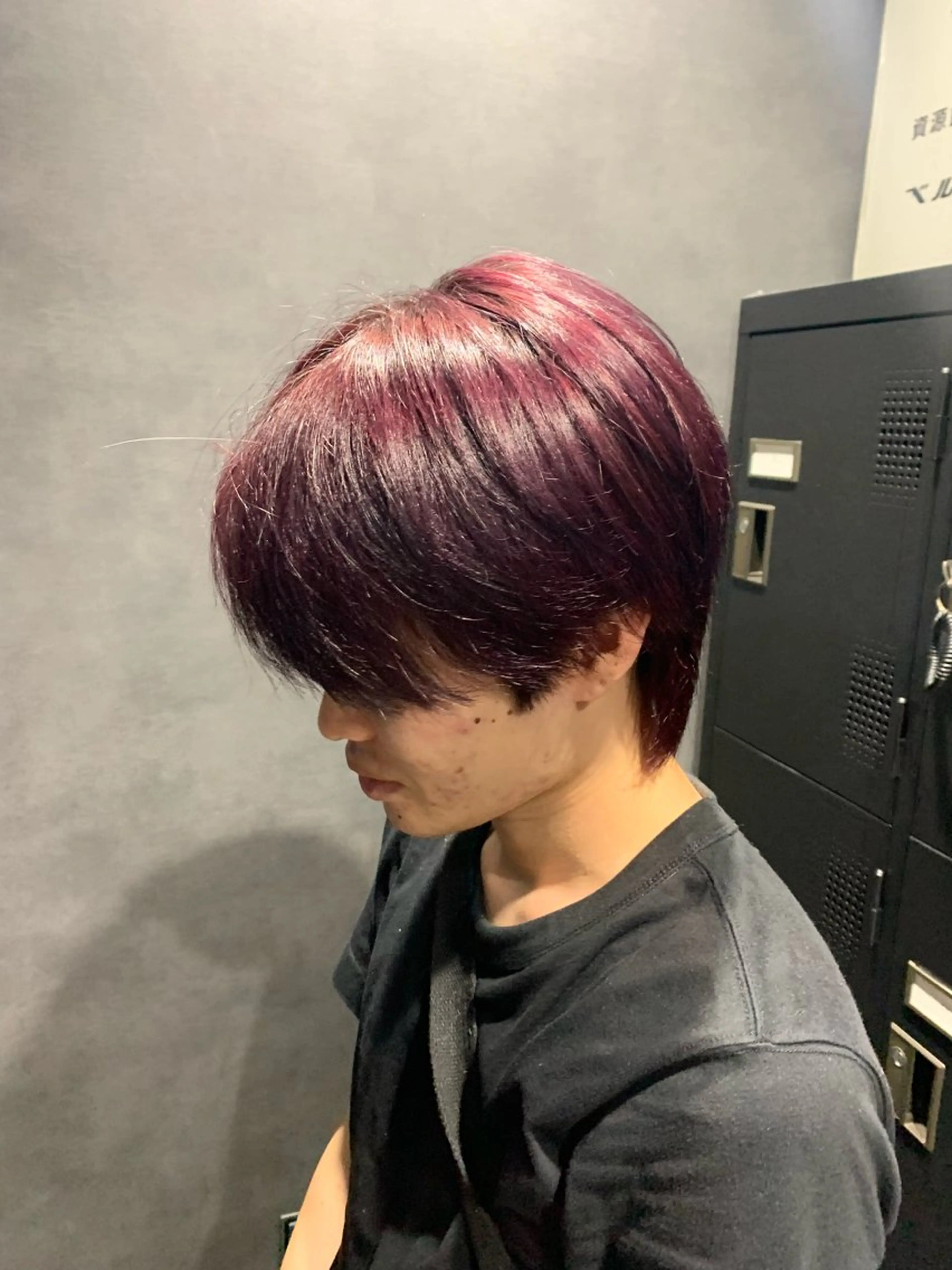 ミディアム カラー デザイン/ハイトーン 指名No.1パフのヘアスタイル