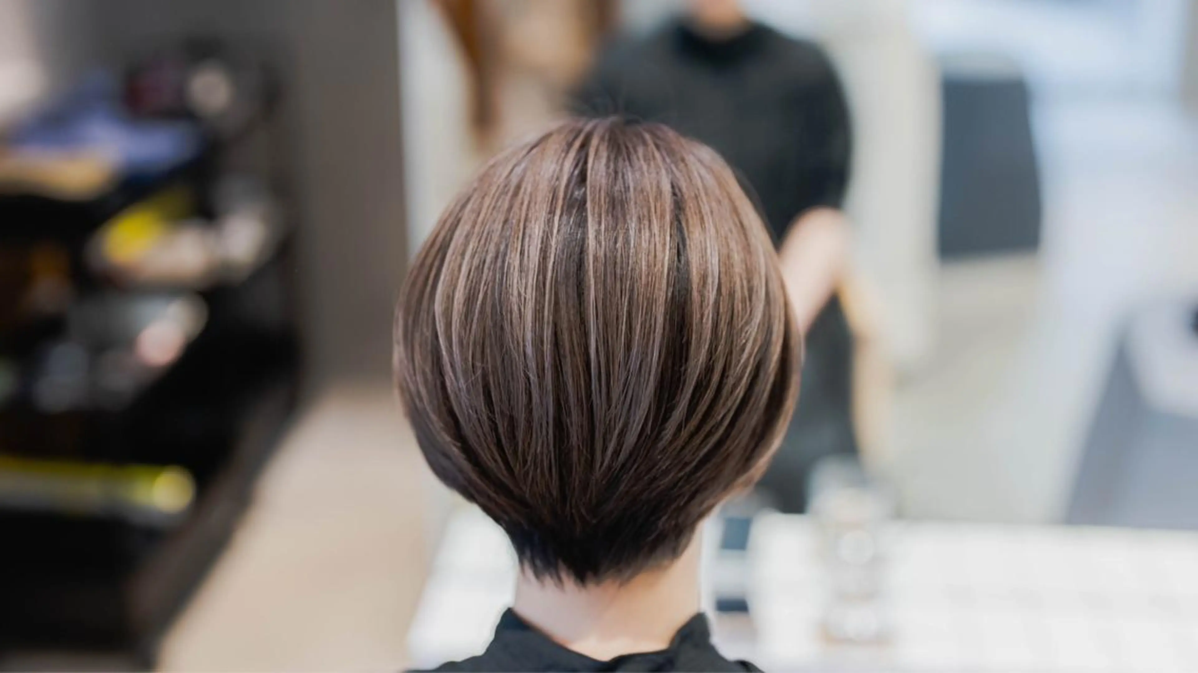 カラー 柳川 ことねのヘアスタイル