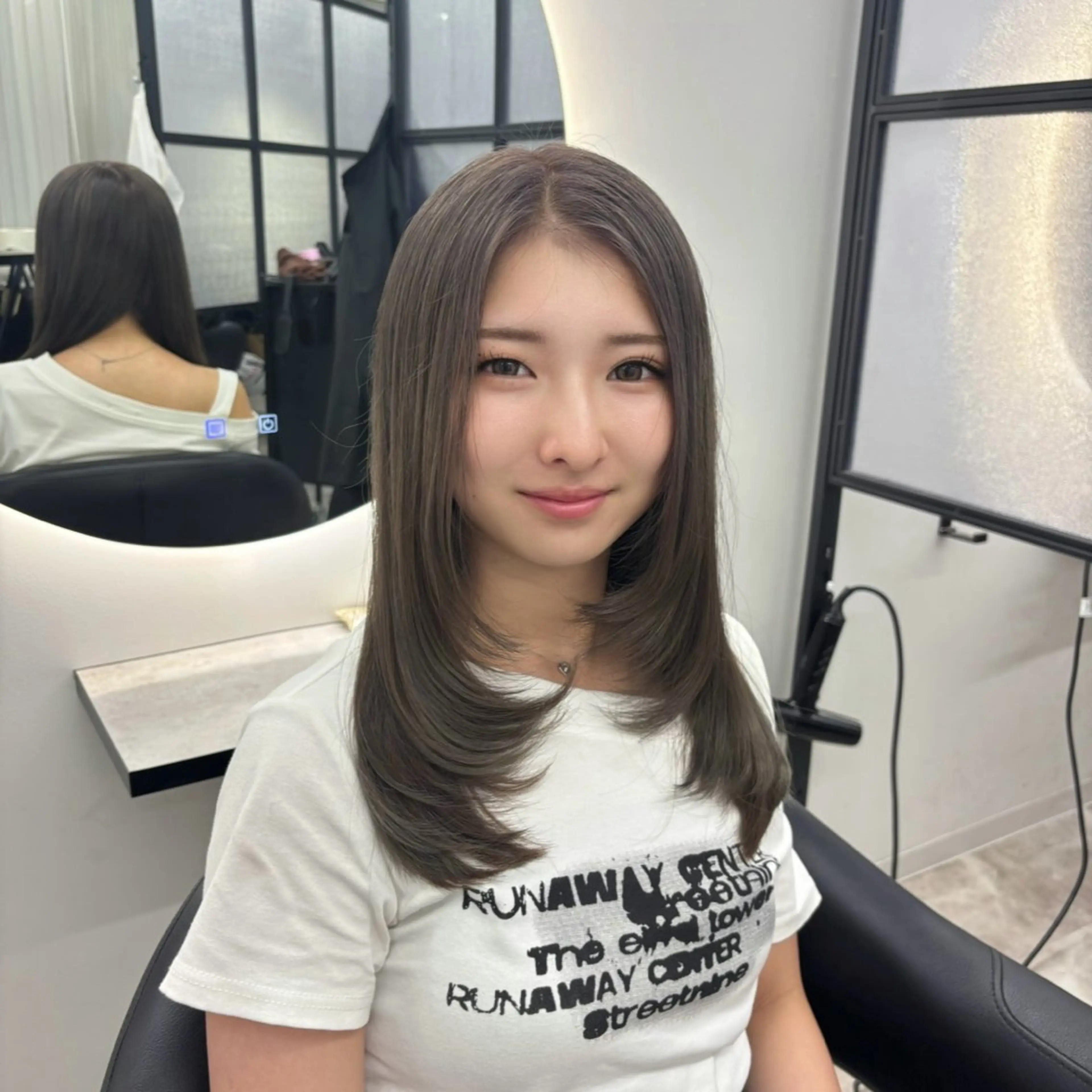 ロング カラー ヘアカラー Ren. 🦋デザインカラーのヘアスタイル