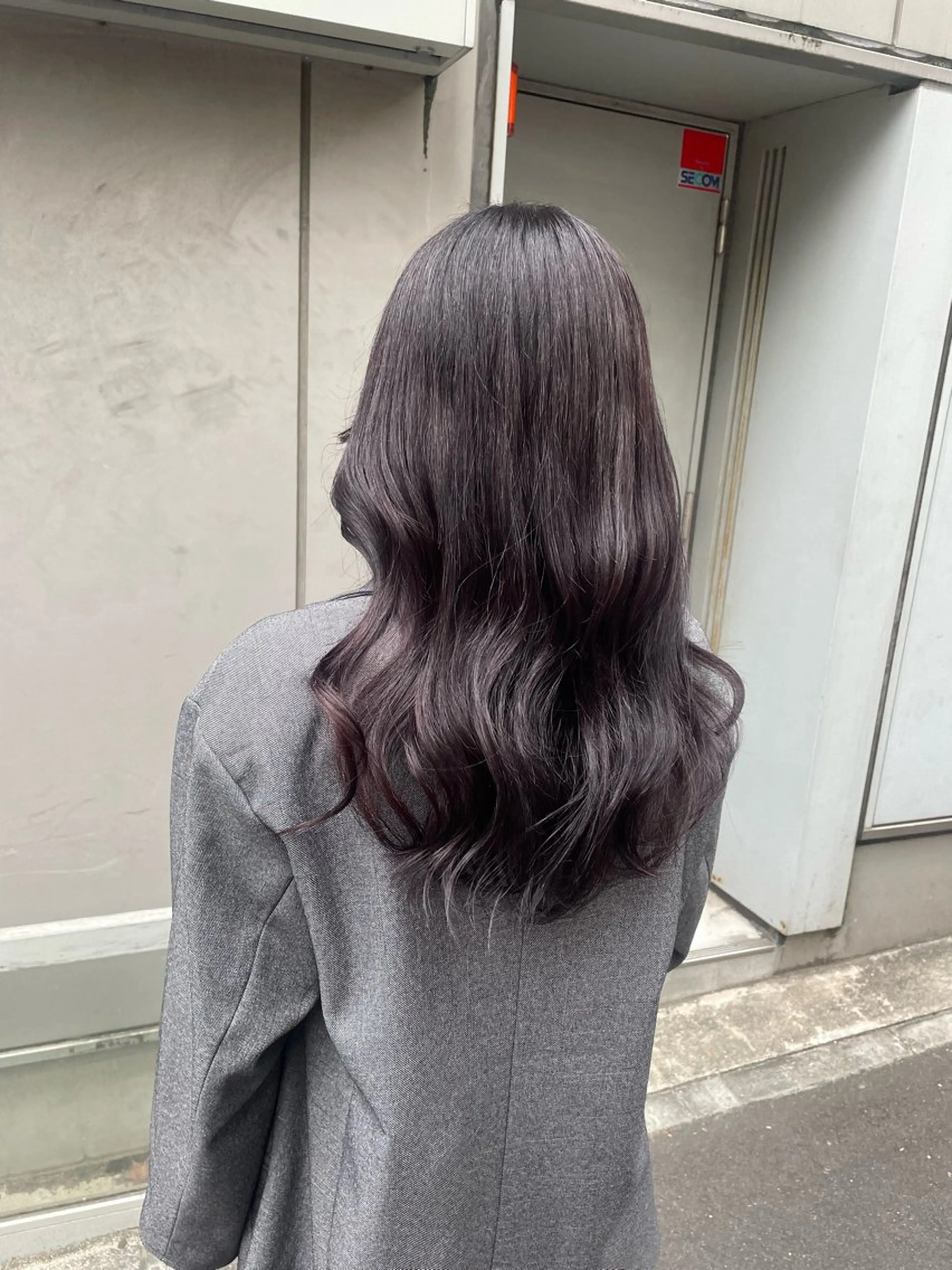 セミロング カラー カット ヘアカラー トリートメント ヘッドスパ ヘアセット 大人っぽ♡上品な暖色 ♡ブリーチなし♡のヘアスタイル