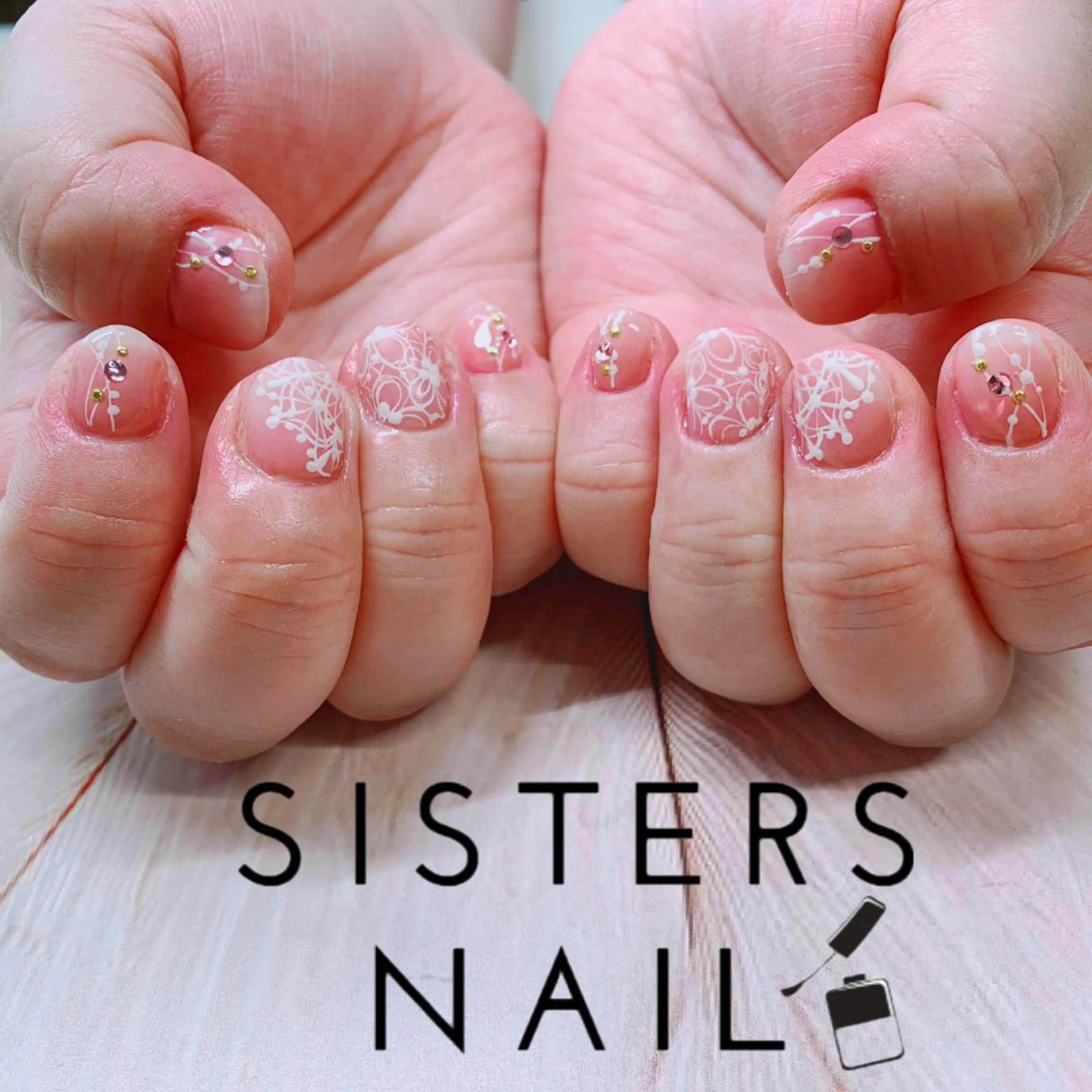 ネイル ハンドネイル ハンドケア sisters nail.fのネイルデザイン