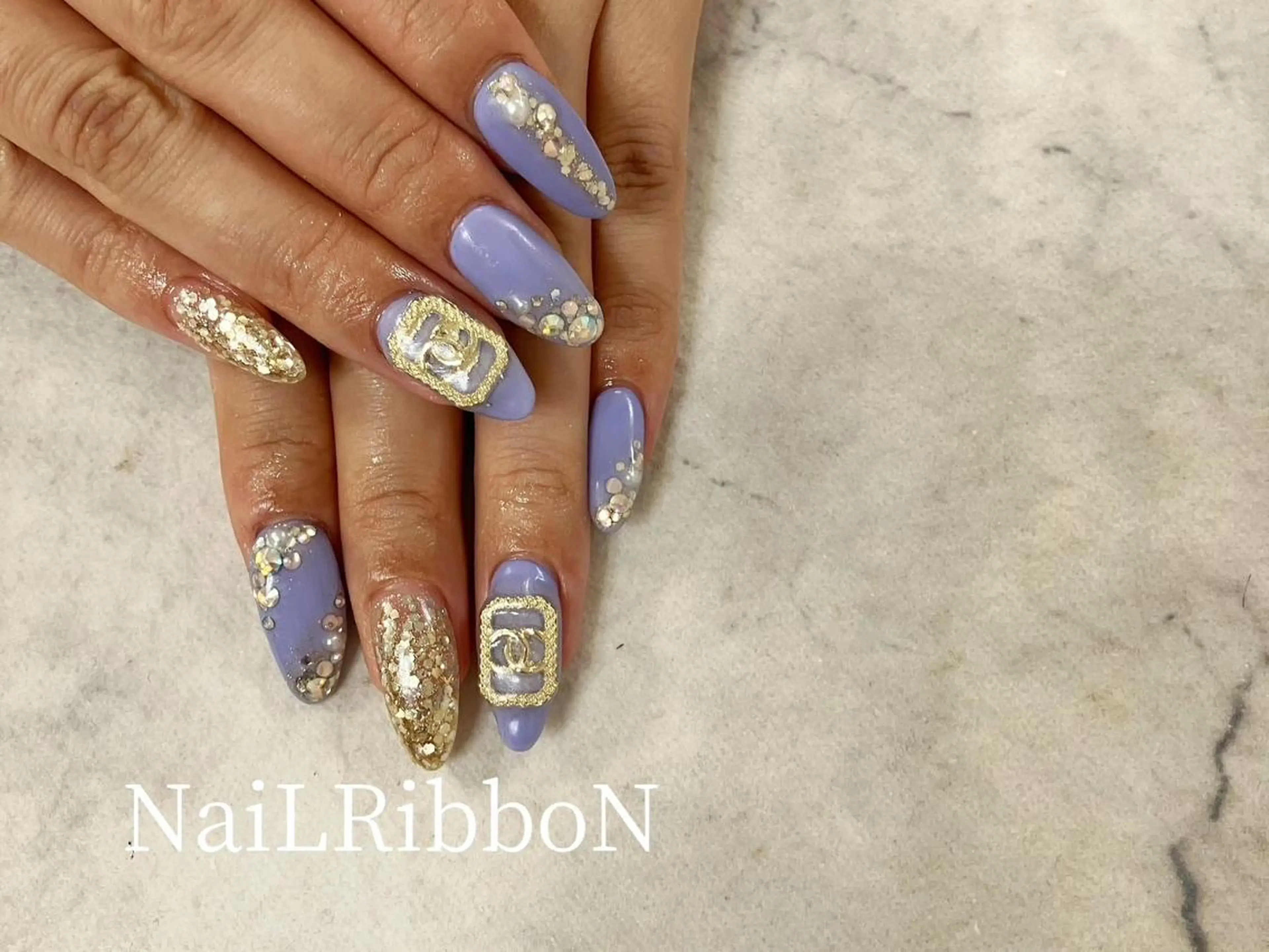 ネイル ネイルリボン 受付スタッフのネイルデザイン