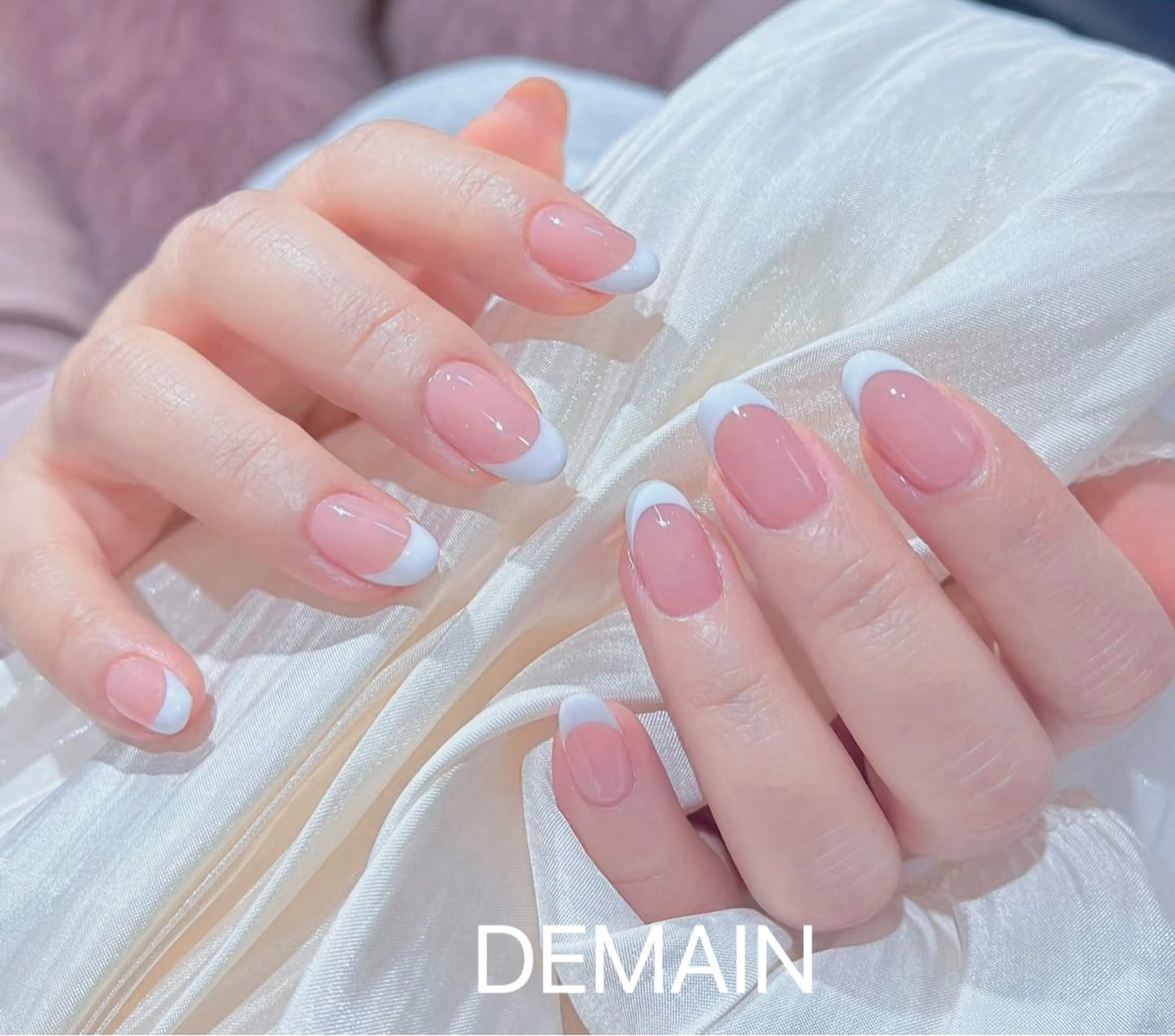 ネイル アートネイル オーロラネイル ガーリー キラキラネイル 韓国ネイル ハンドネイル ハンドケア DEMAIN- 🌸のネイルデザイン