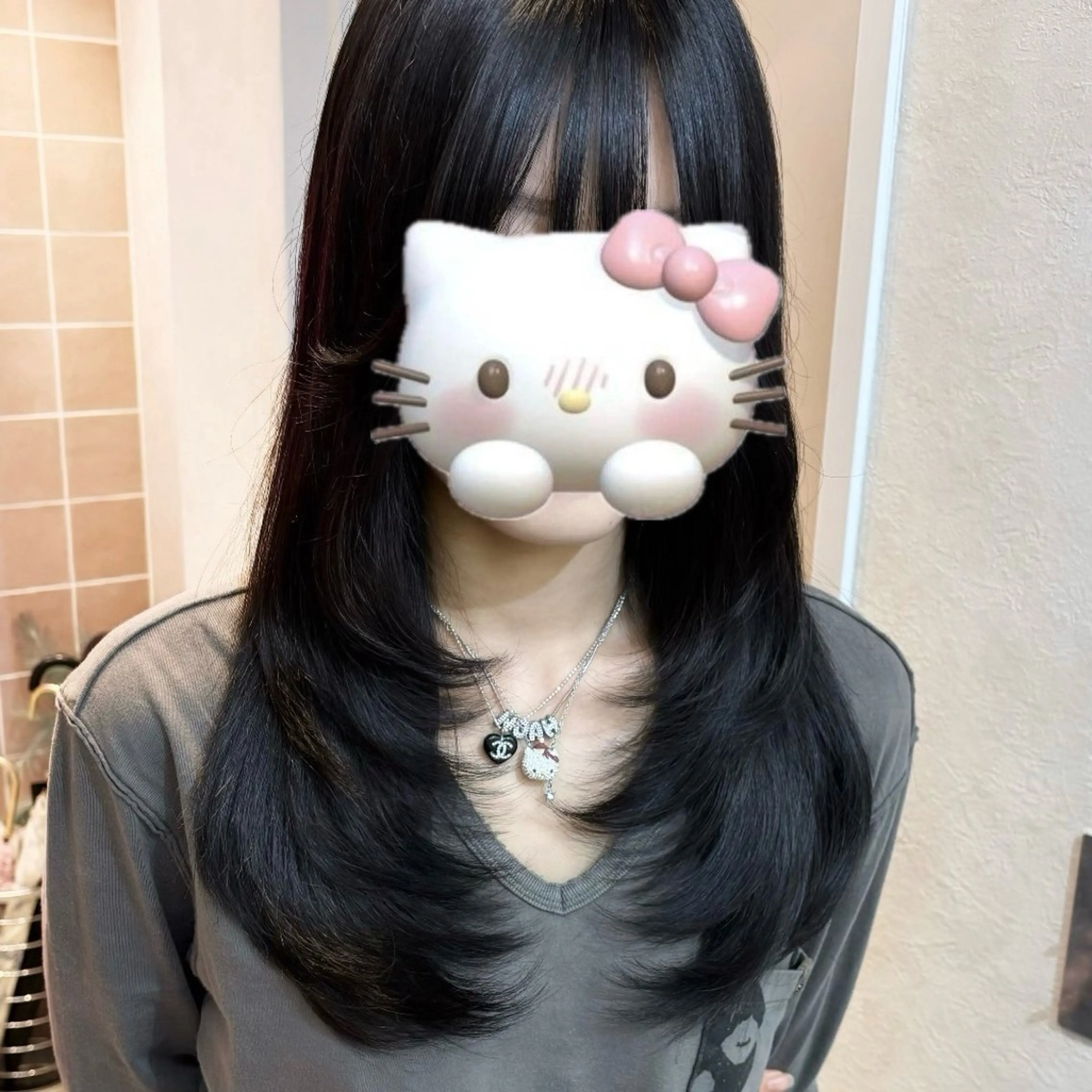 ロング レイヤーカット yurina🩰新宿 艶カラー・アレンジのヘアスタイル