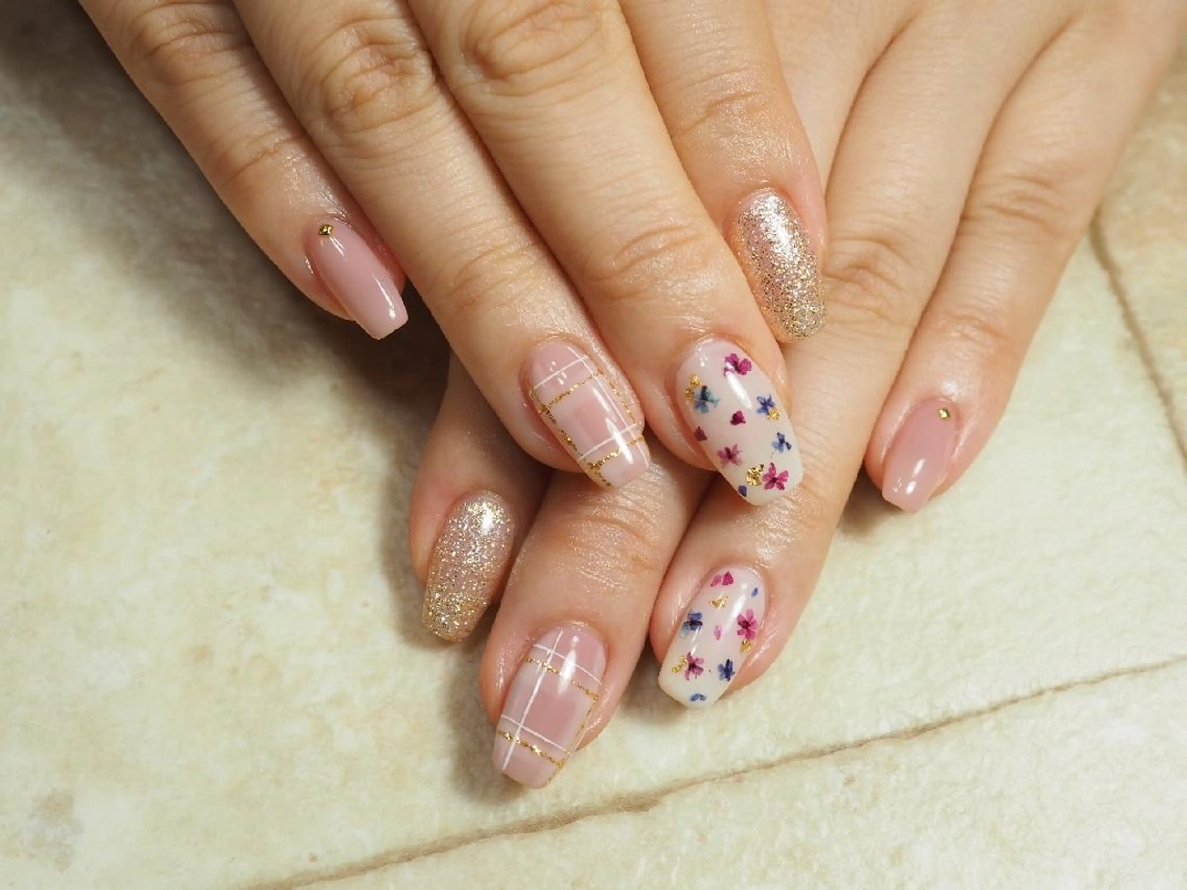 ネイル ハンドネイル 横浜東口Monie☆ REIKAのネイルデザイン