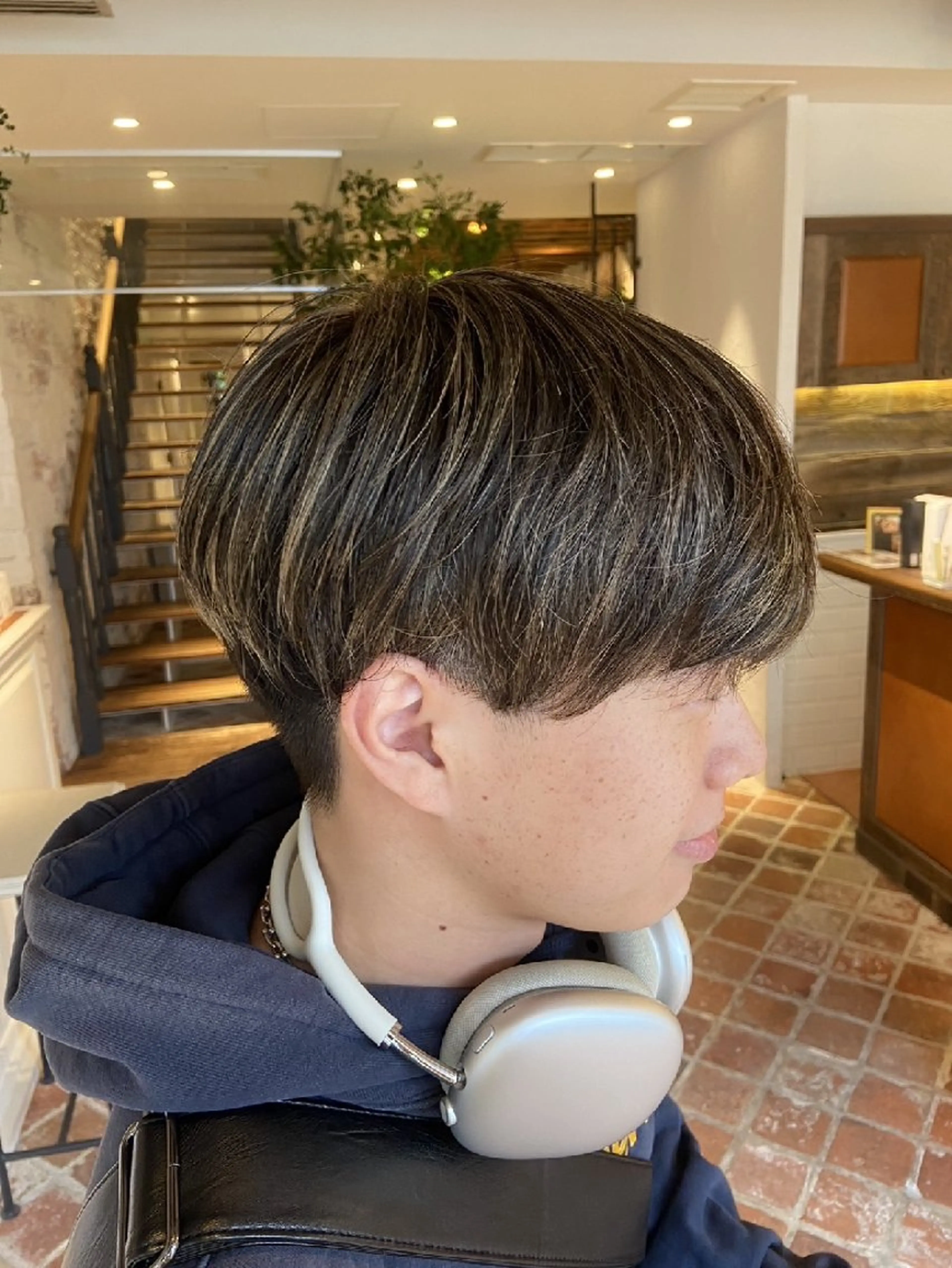 ショート カラー メンズ メンズハイライト ハイライトカラー ハイライト WARREN・TRICOMI NEW YORK 表参道店所属・浅比 惇平のヘアスタイル