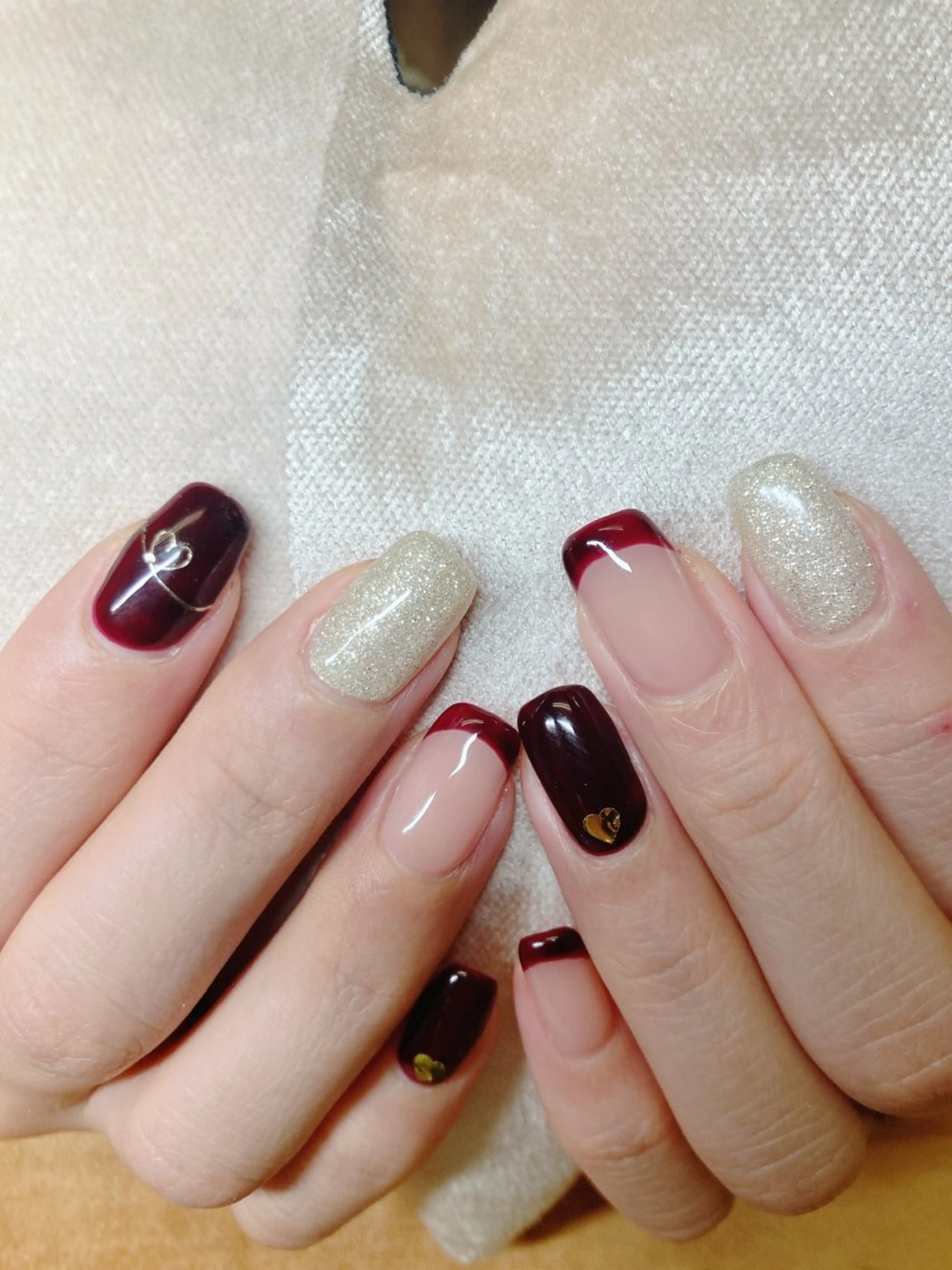 ネイル ECLAT エクラ所属・寺山 千鶴のネイルデザイン