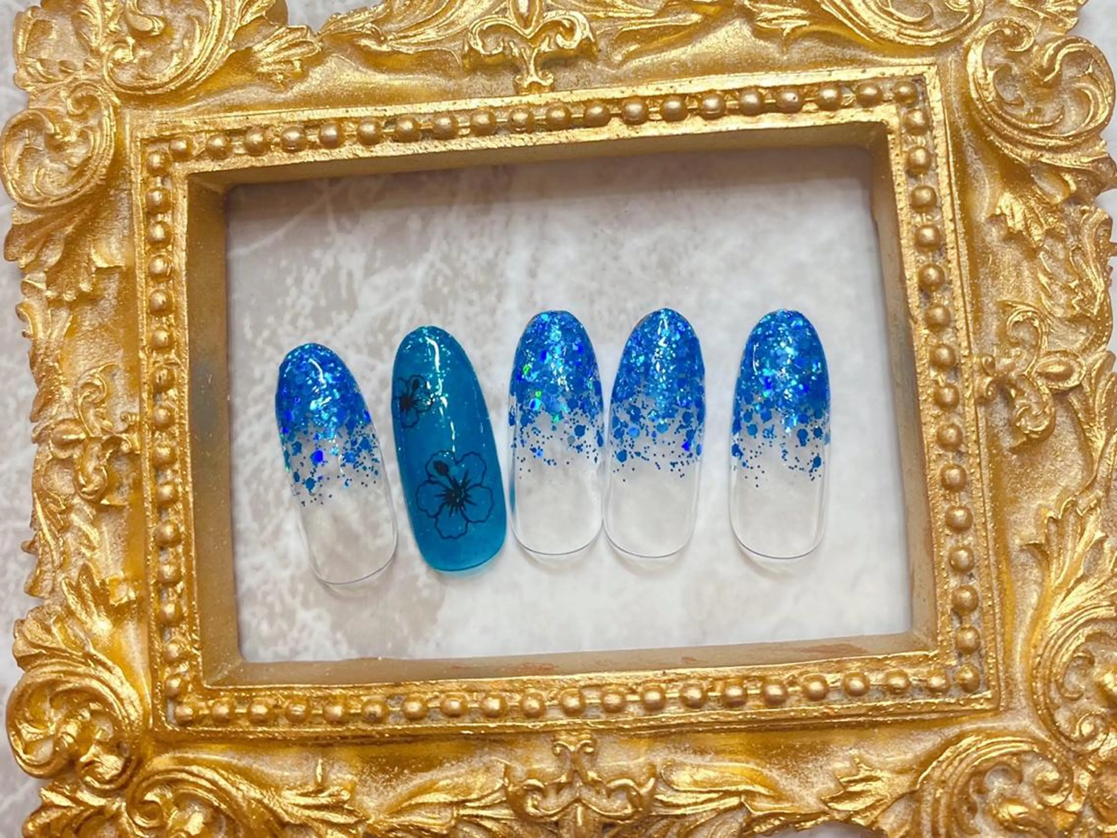 ネイル ハンドネイル マジックミラー所属・マジック ミラーのネイルデザイン