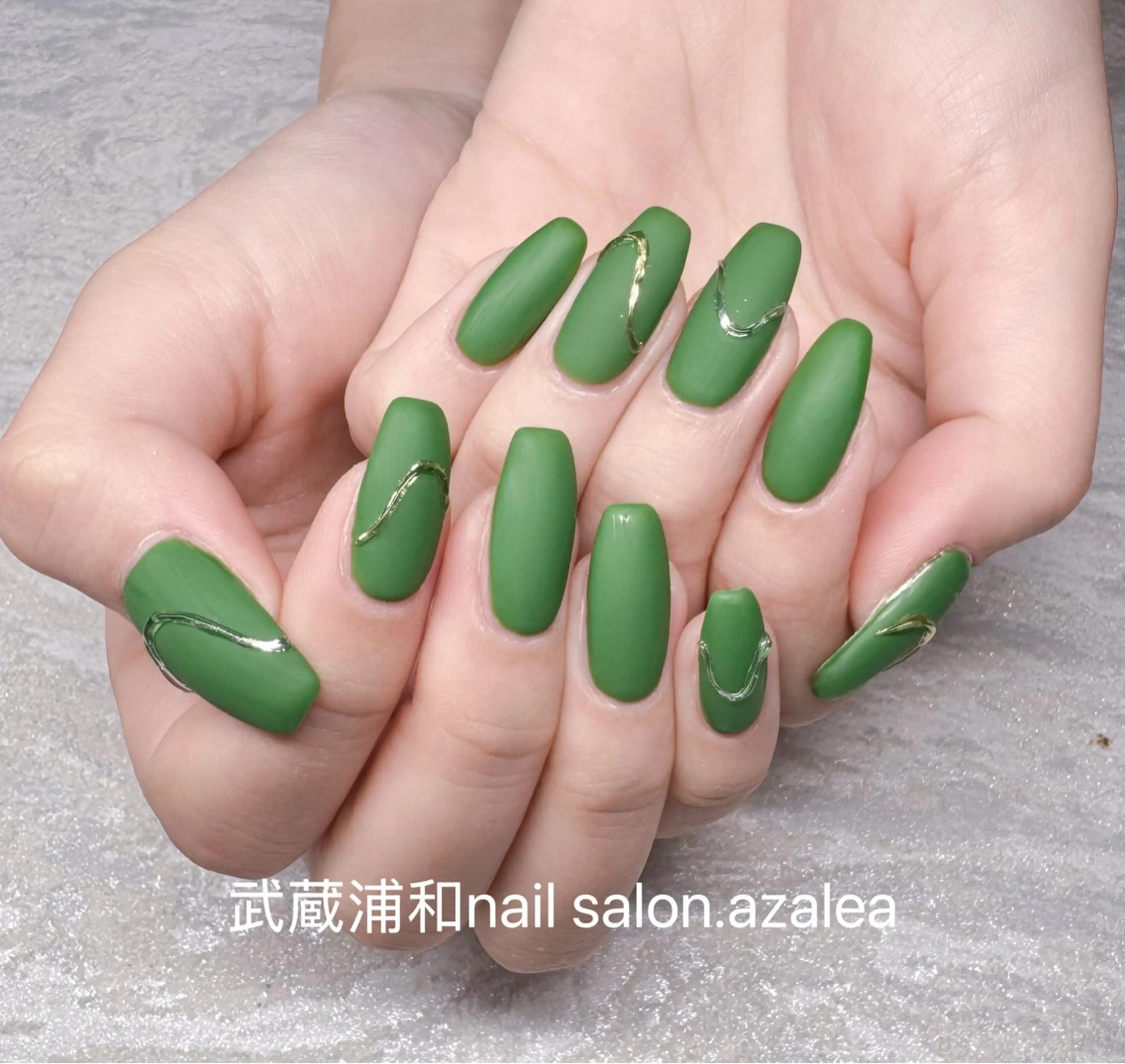 ネイル ハンドネイル R inのネイルデザイン