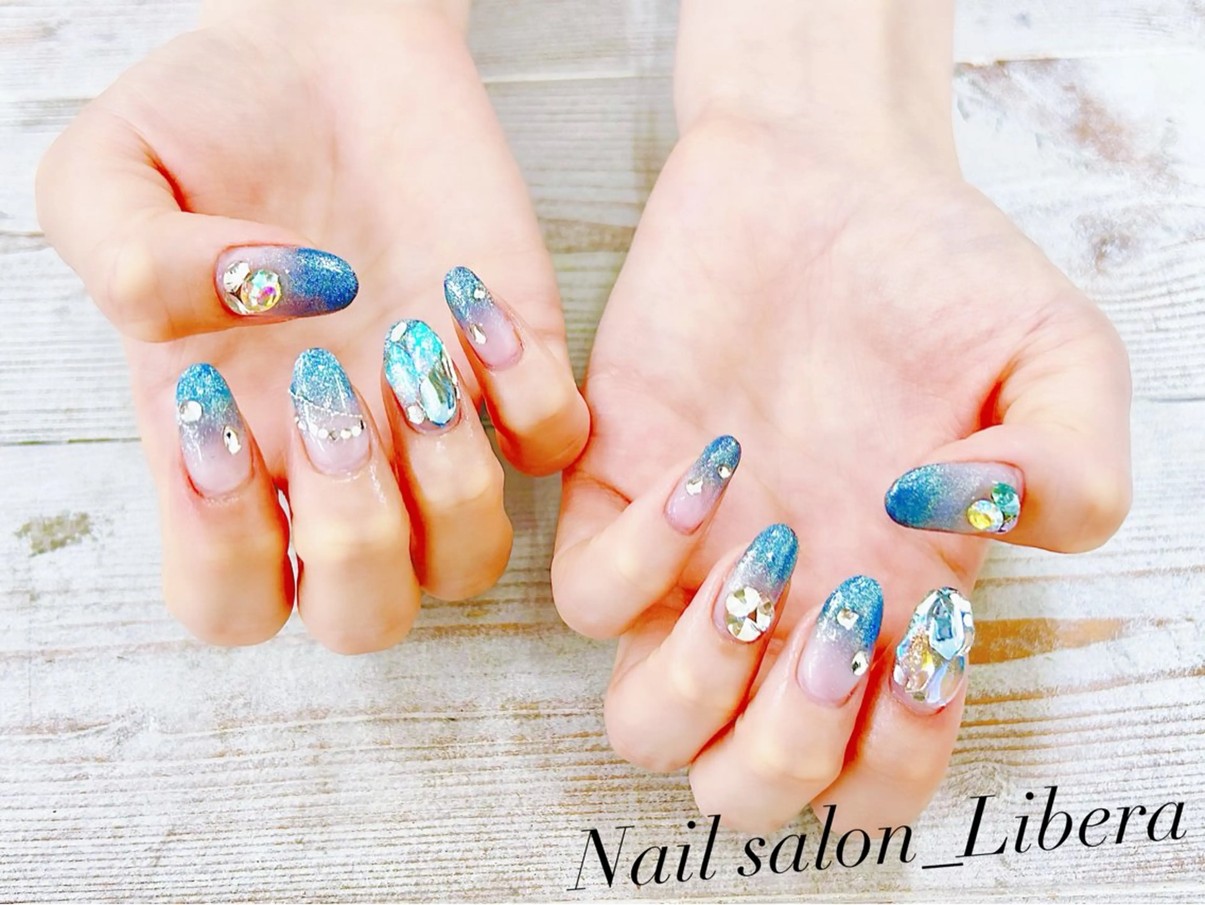 ネイル 持ち込み ハンドネイル ネイルサロンリベラ 金山店　秋田のネイルデザイン