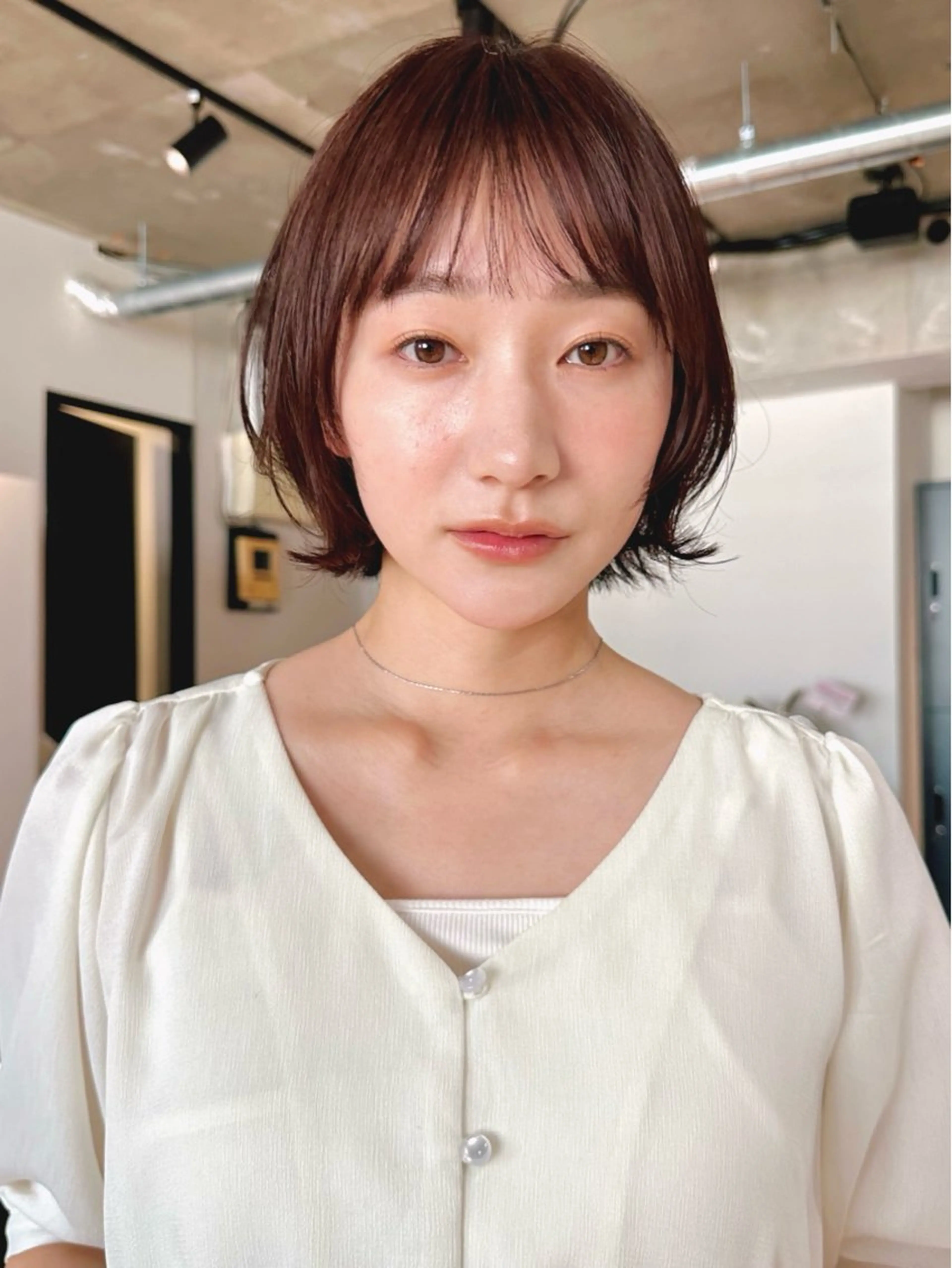 ショート カラー パーマ 🫧小顔×似合わせ× 透明感カラー🫧のヘアスタイル