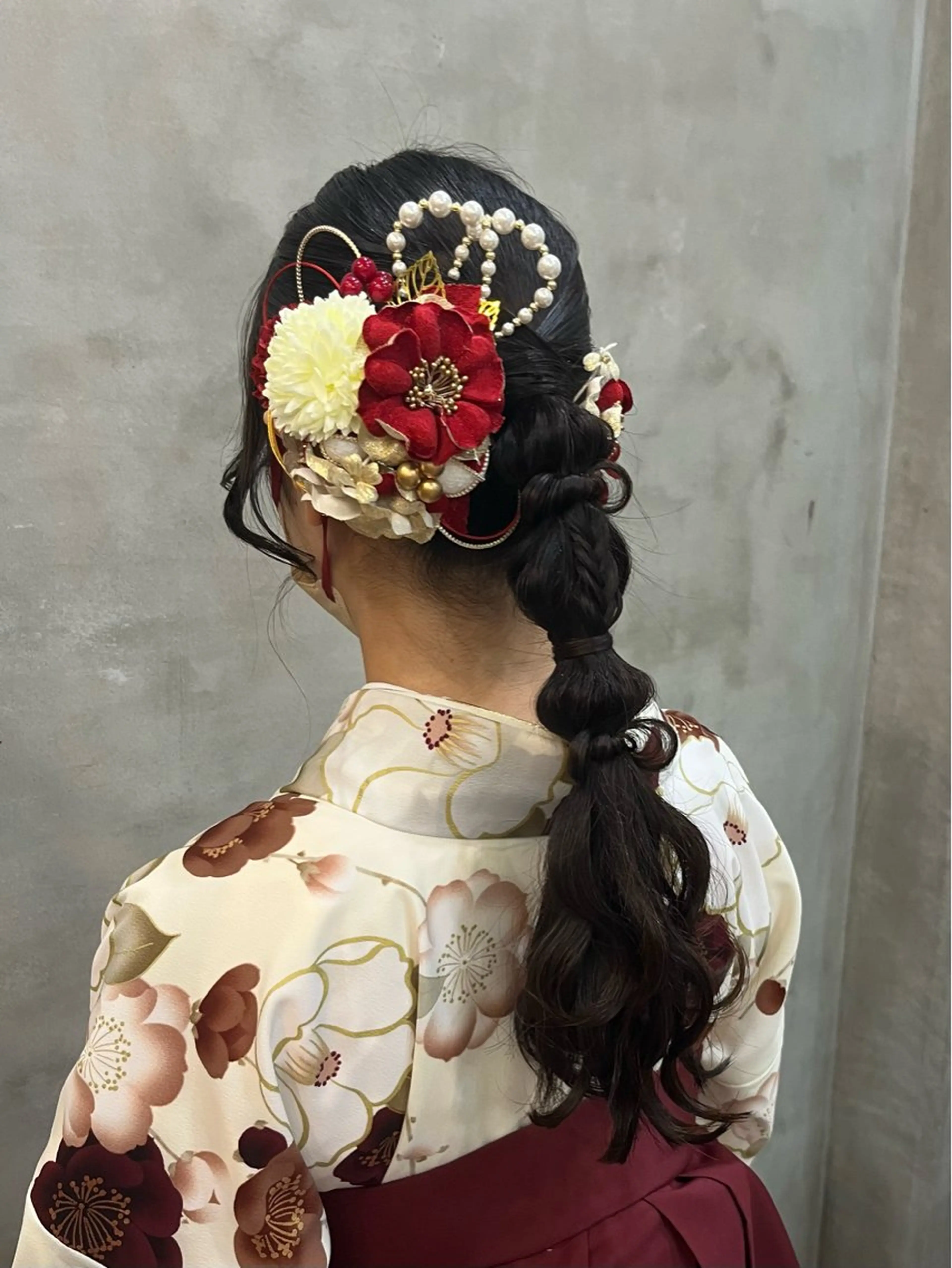 ロング ヘアアレンジ ヘアセット 艶髪/ハイトーン/ ヘアセット/モエノのヘアスタイル