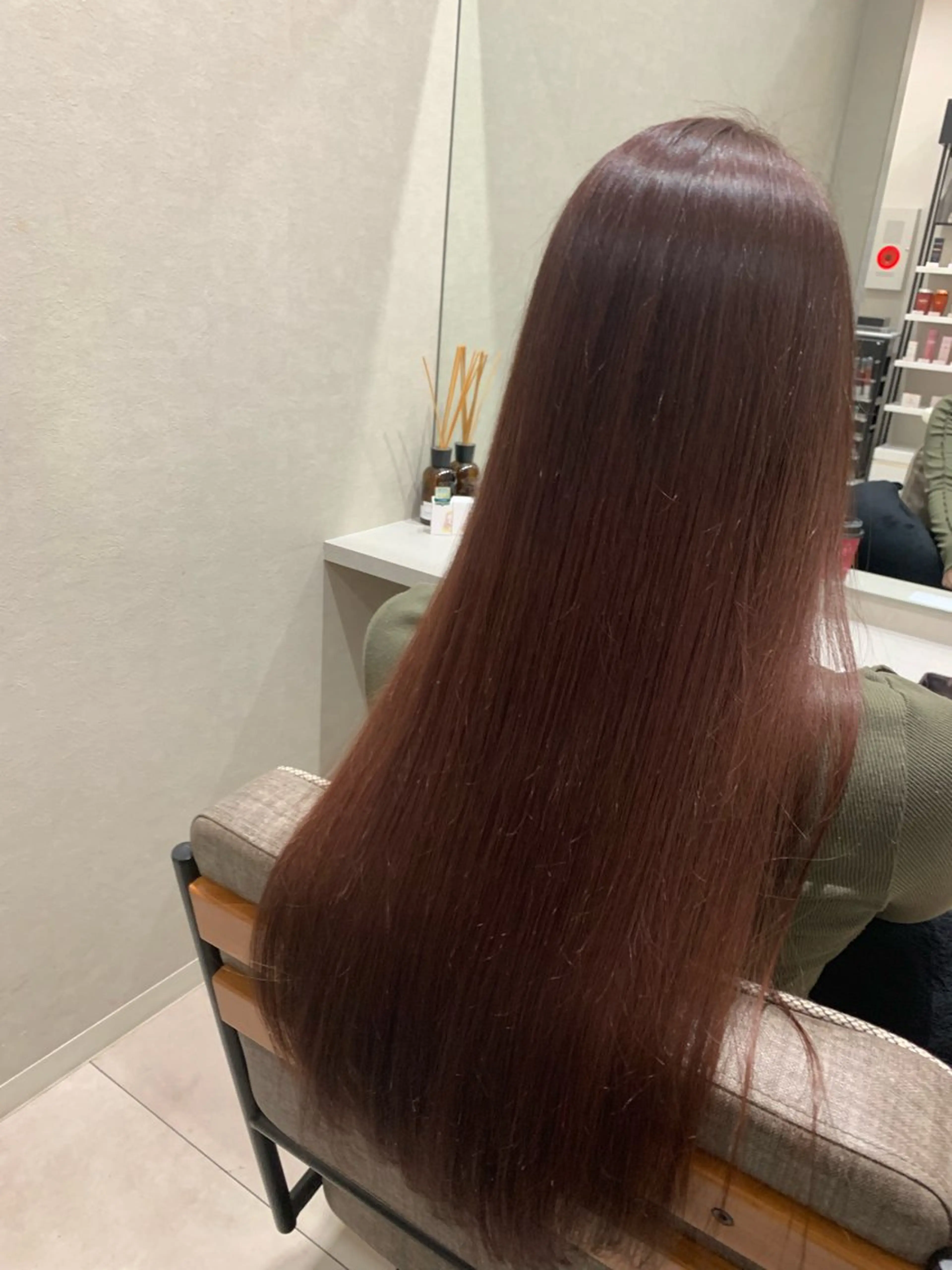 ロング カット ヘアカラー トリートメント newiネウィ _naoのヘアスタイル