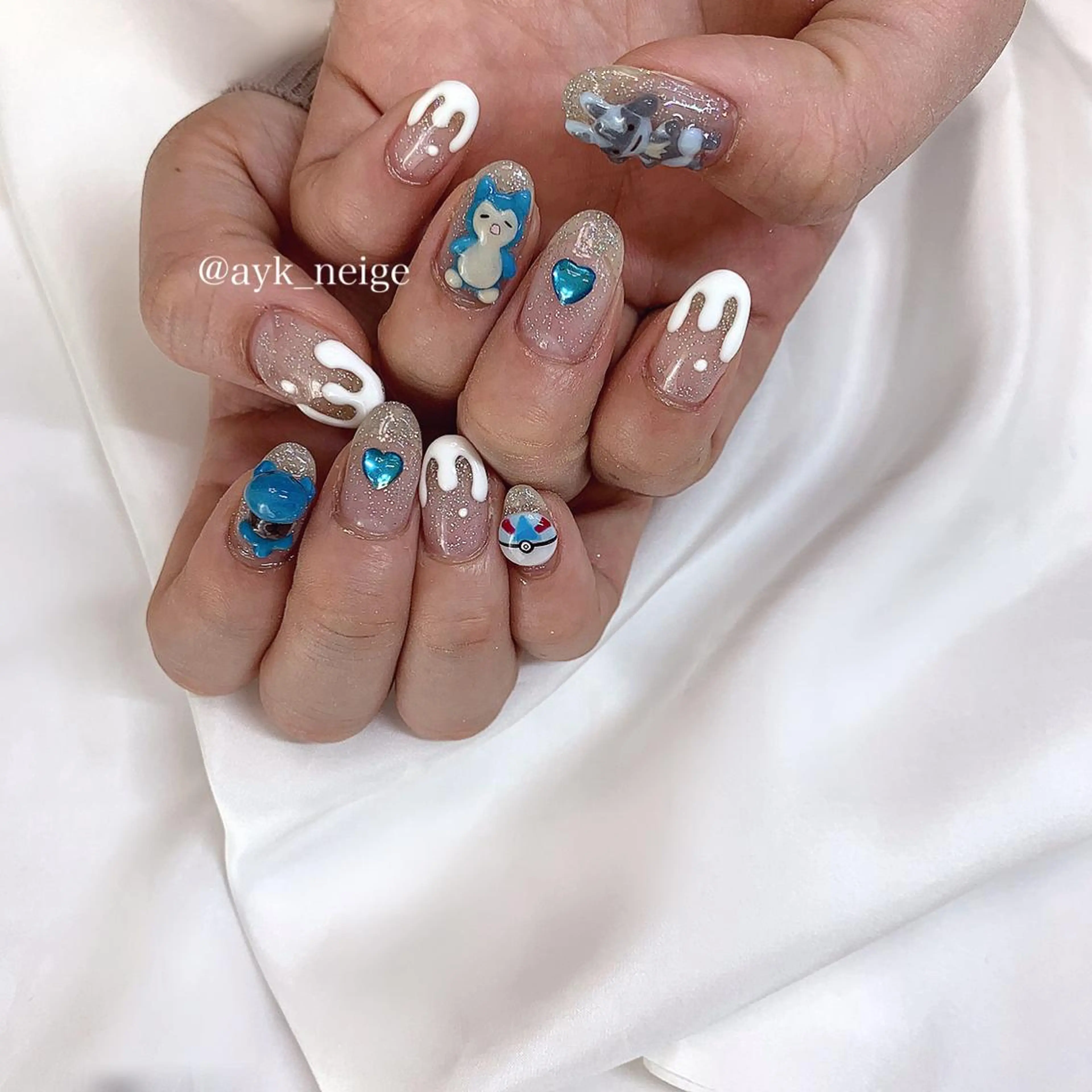 ネイル キラキラネイル 韓国ネイル ニュアンスネイル 冬ネイル n'eige nail所属・大谷 綾香のネイルデザイン