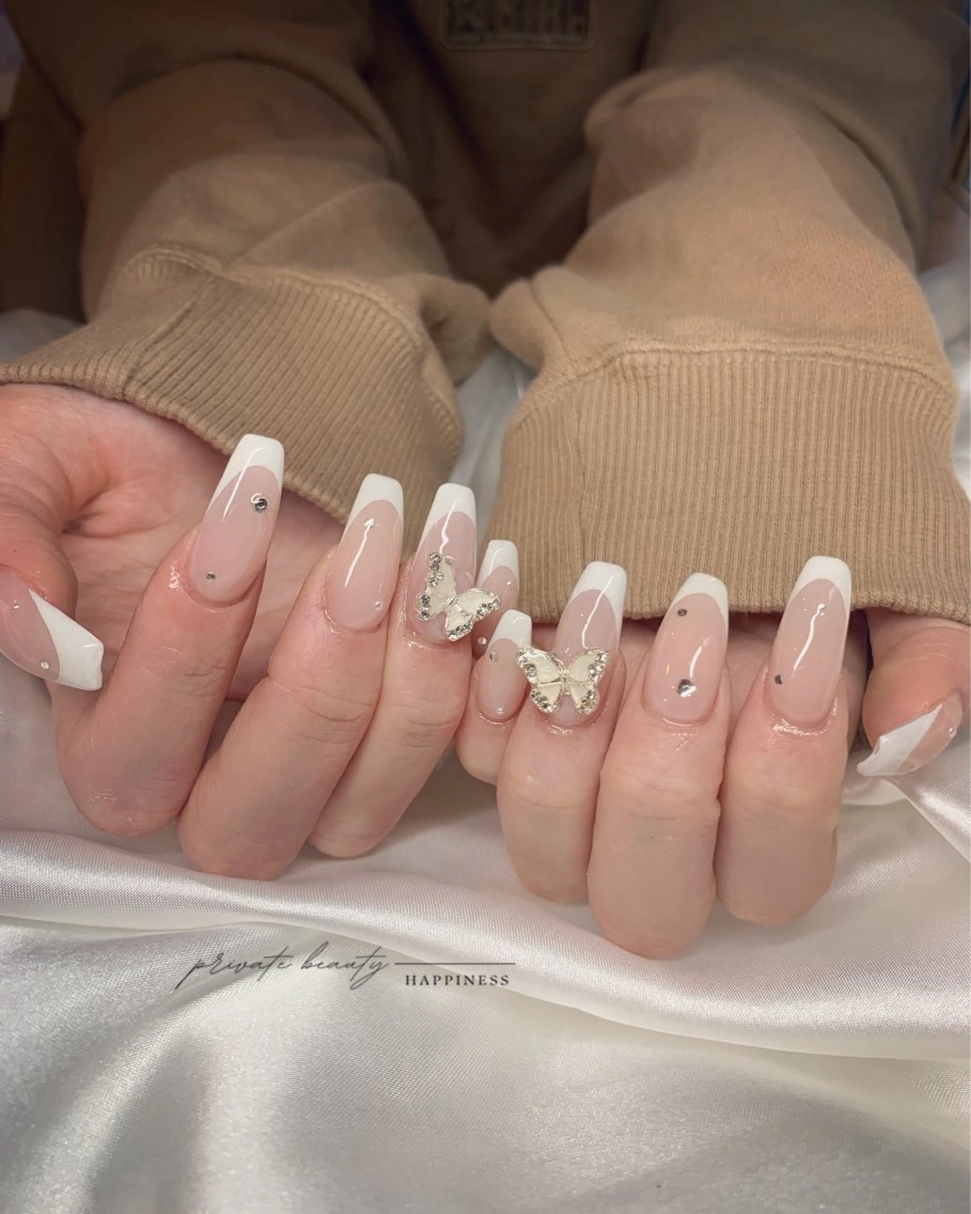 ネイル フレンチネイル スカルプネイル happiness nailのネイルデザイン