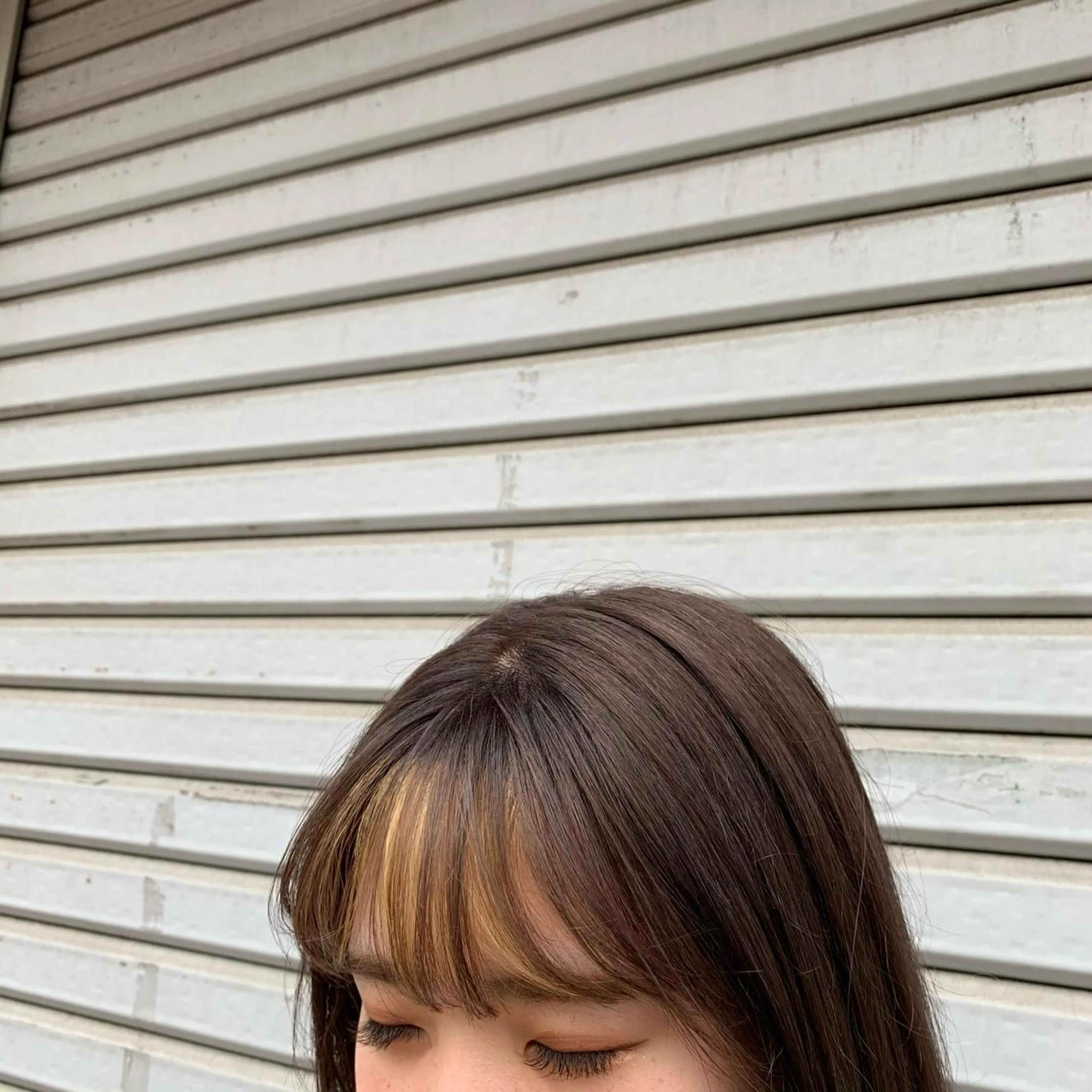 ミディアム カラー カネコ ユカリのヘアスタイル