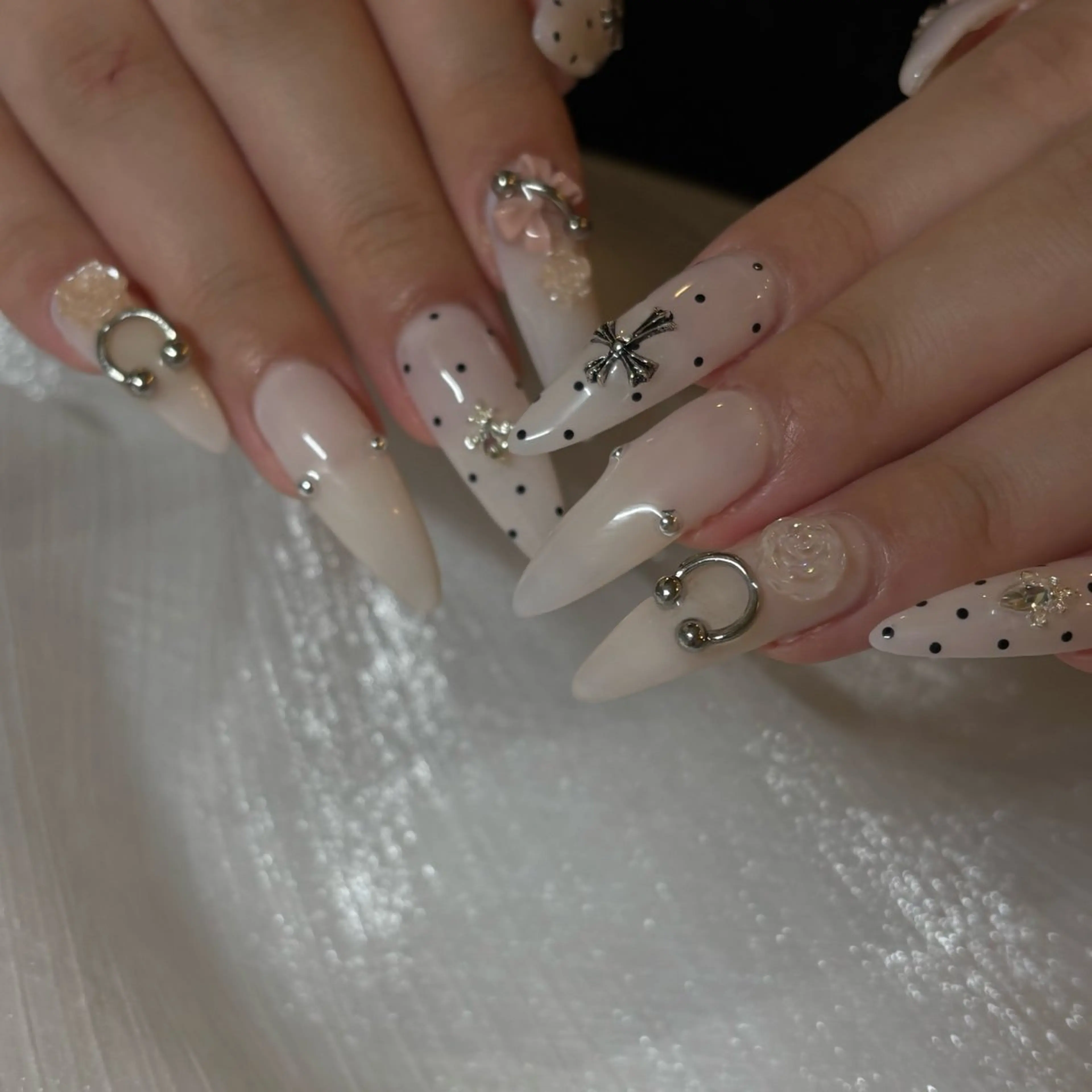 ネイル ハンドネイル Lélia nail Himariのネイルデザイン