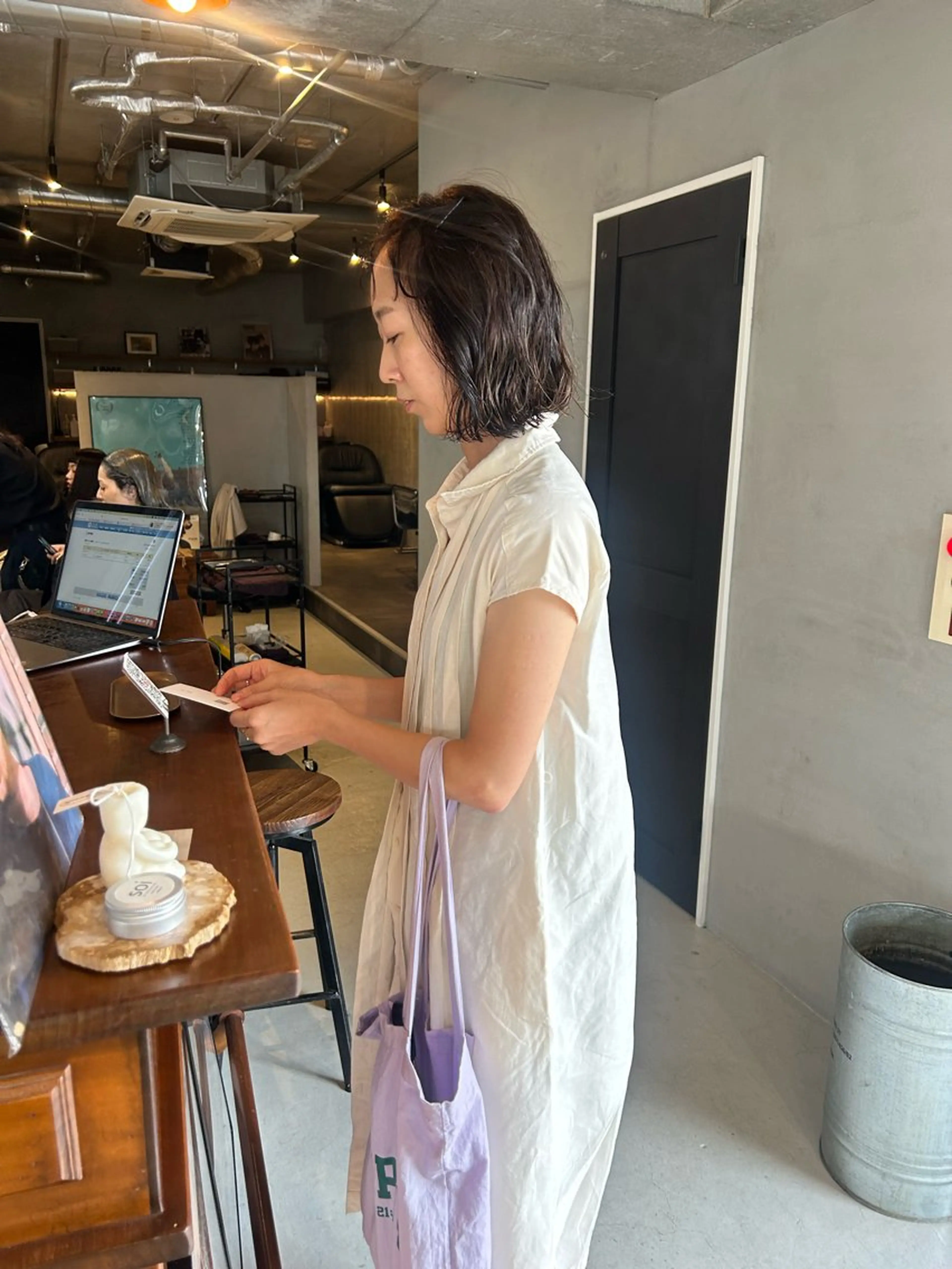 ミディアム レイヤーカット 石原 実のヘアスタイル