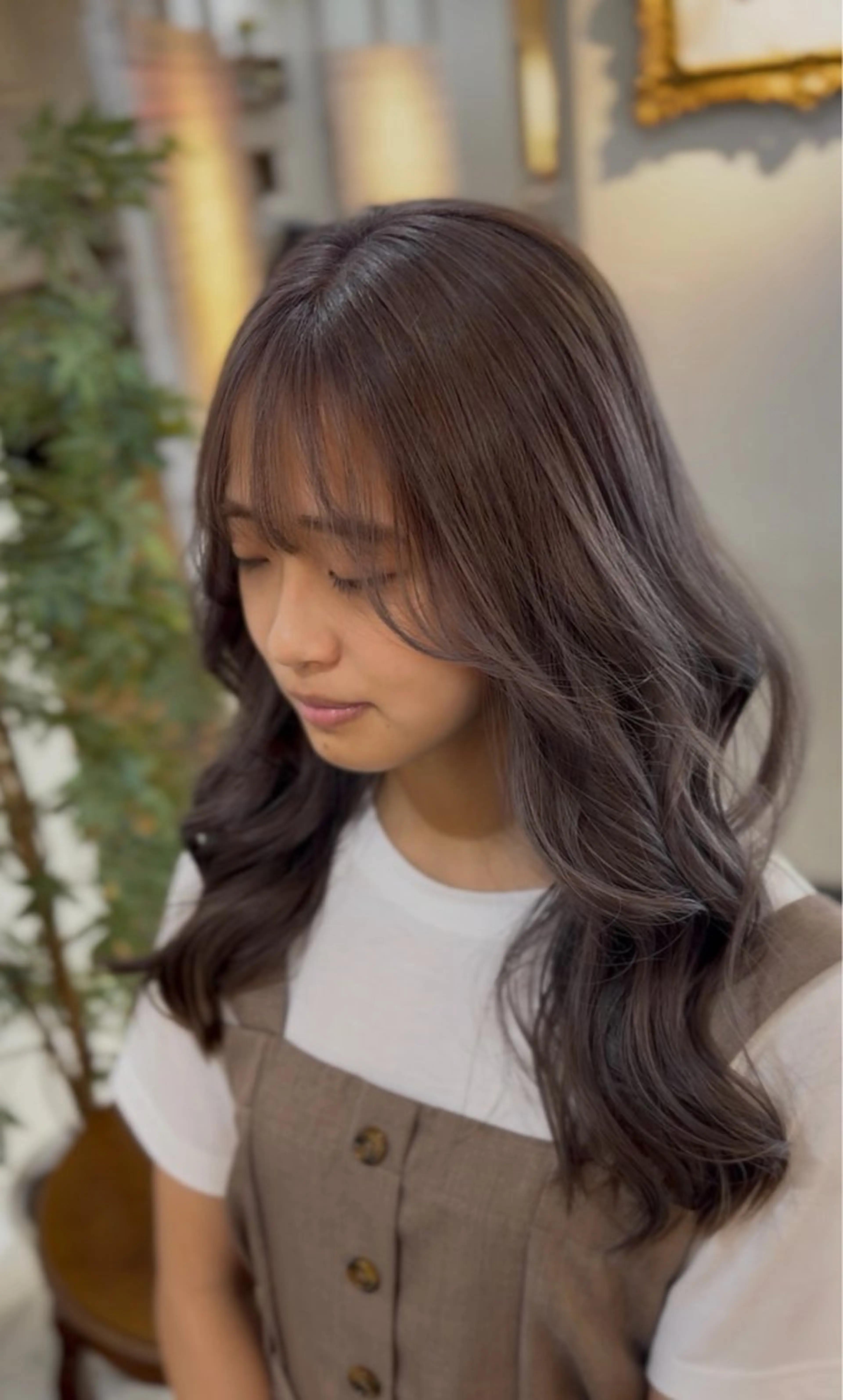 セミロング ヘアカラー 飯星慧斗 /ブリーチ、縮毛矯正のヘアスタイル