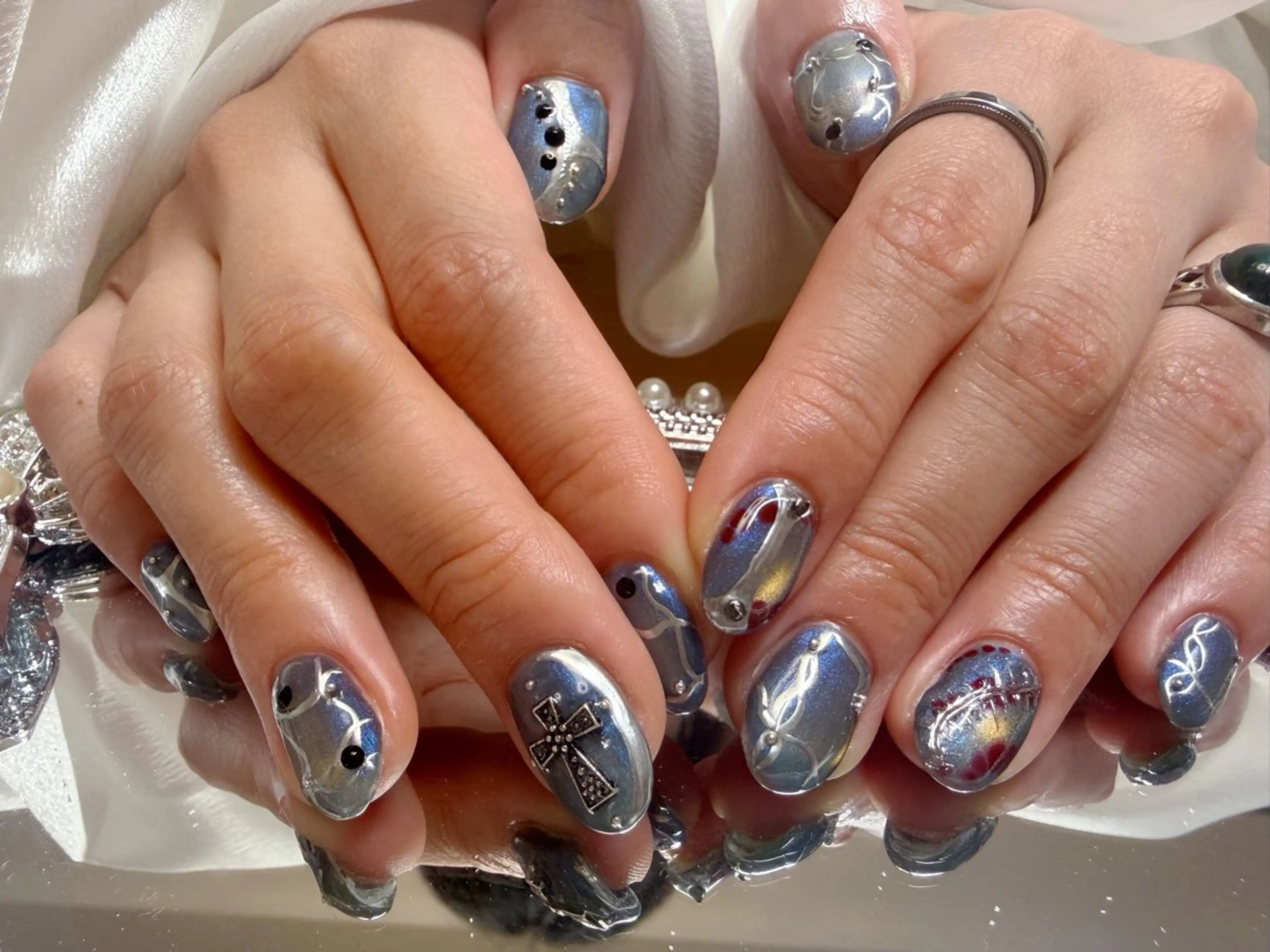 ネイル ハンドネイル IZUMI YUKIのネイルデザイン