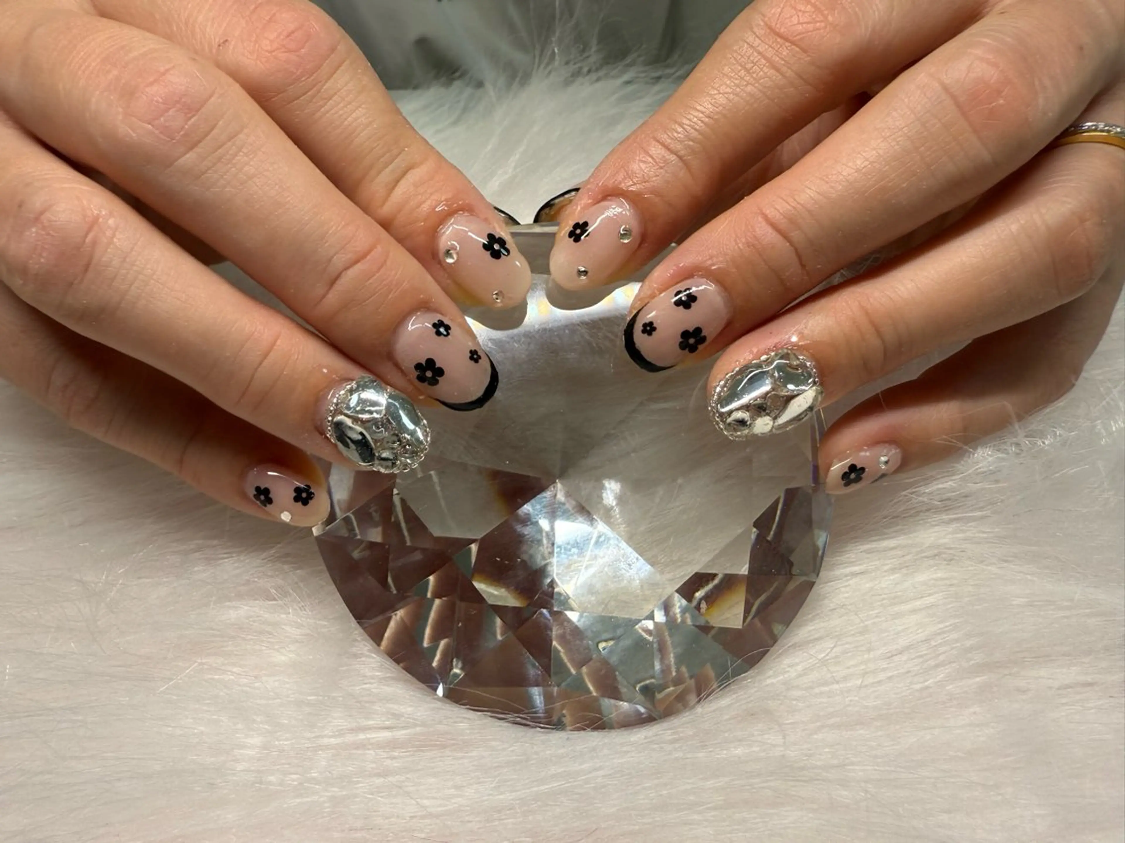 ネイル アートネイル T. nailのネイルデザイン