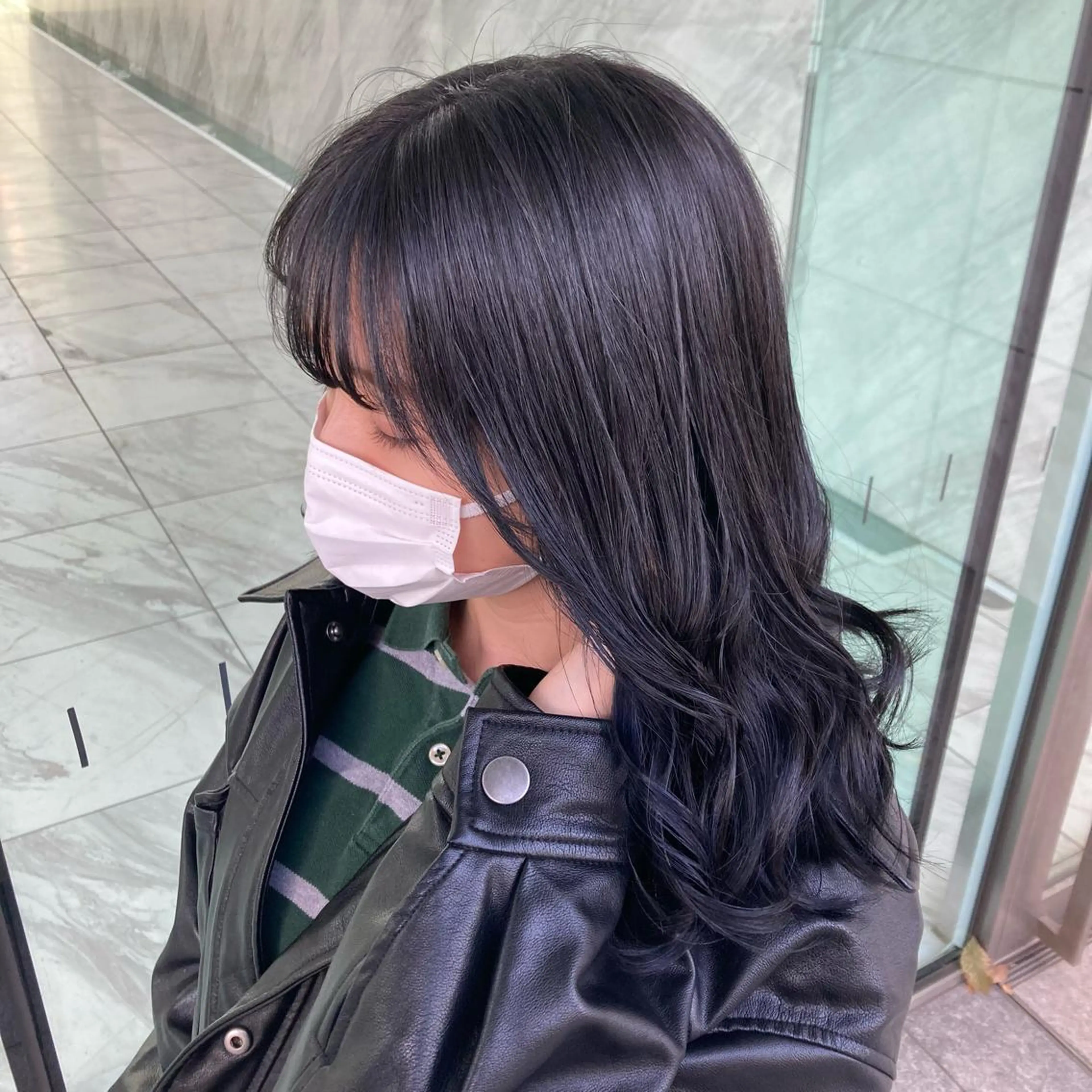セミロング カラー グレージュ アイスグレージュ カット ヘアカラー トリートメント GO TODAY SHAIRE SALON原宿vita店舗所属・🩷完全マンツーマン 💖ASAHIのヘアスタイル
