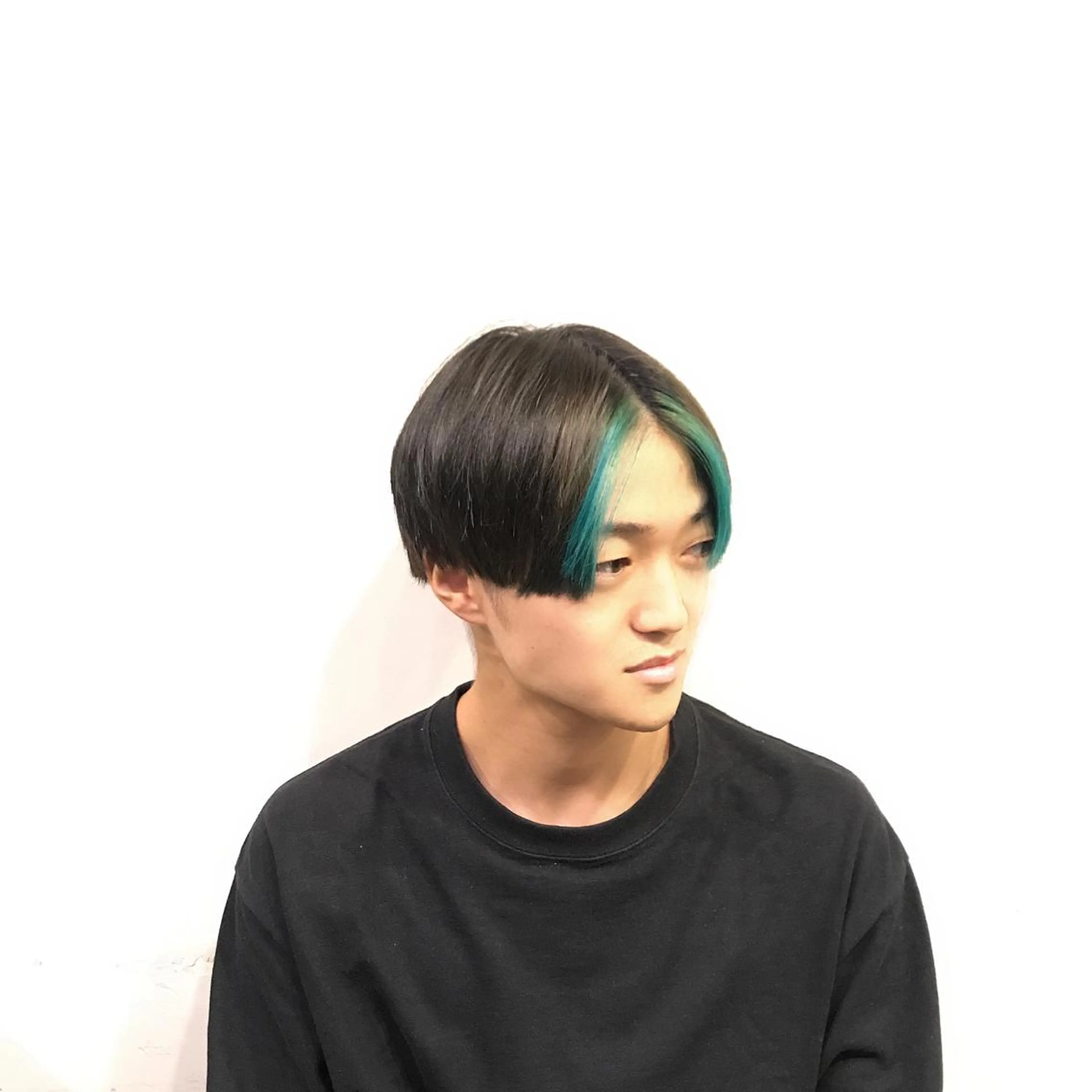 ショート 縮毛矯正専門店店長 佐々木動画モデル募集のヘアスタイル