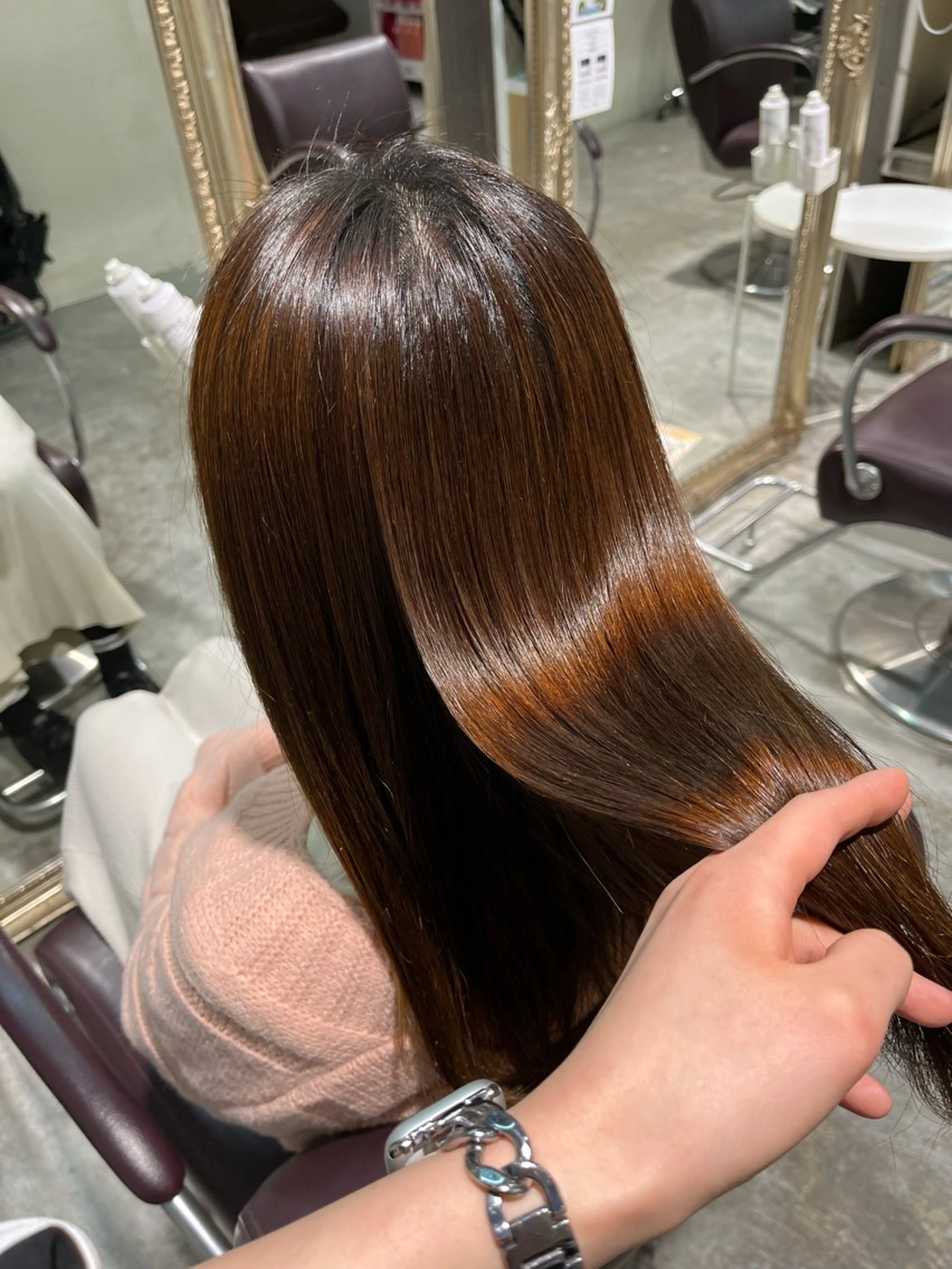 ロング 縮毛矯正 フェザーパーマ🌙 毛流れ yuzukiのヘアスタイル