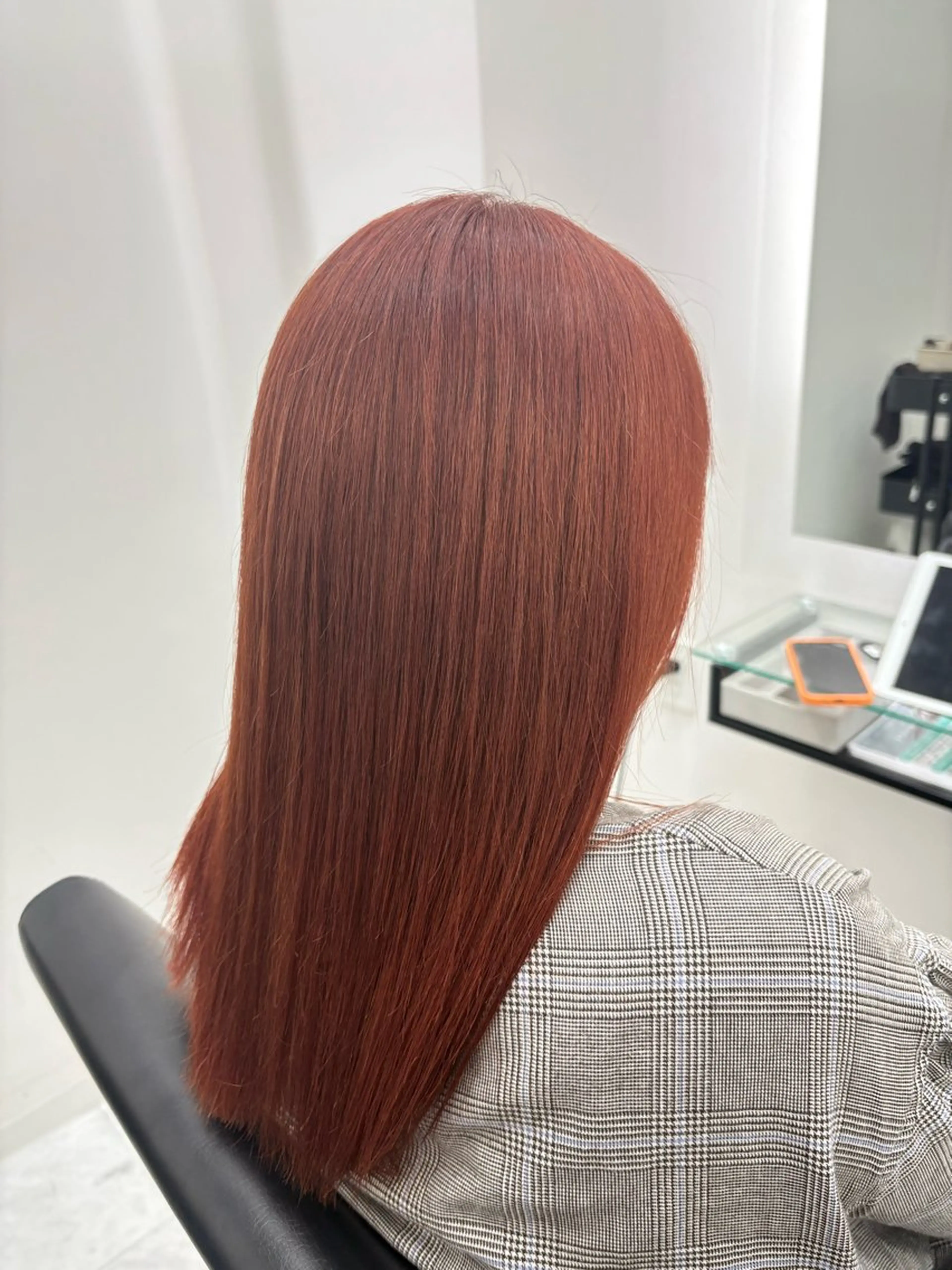 セミロング カラー ブリーチ オレンジ ヘアカラー トリートメント 髪質改善サロン🫧 セキチサトのヘアスタイル