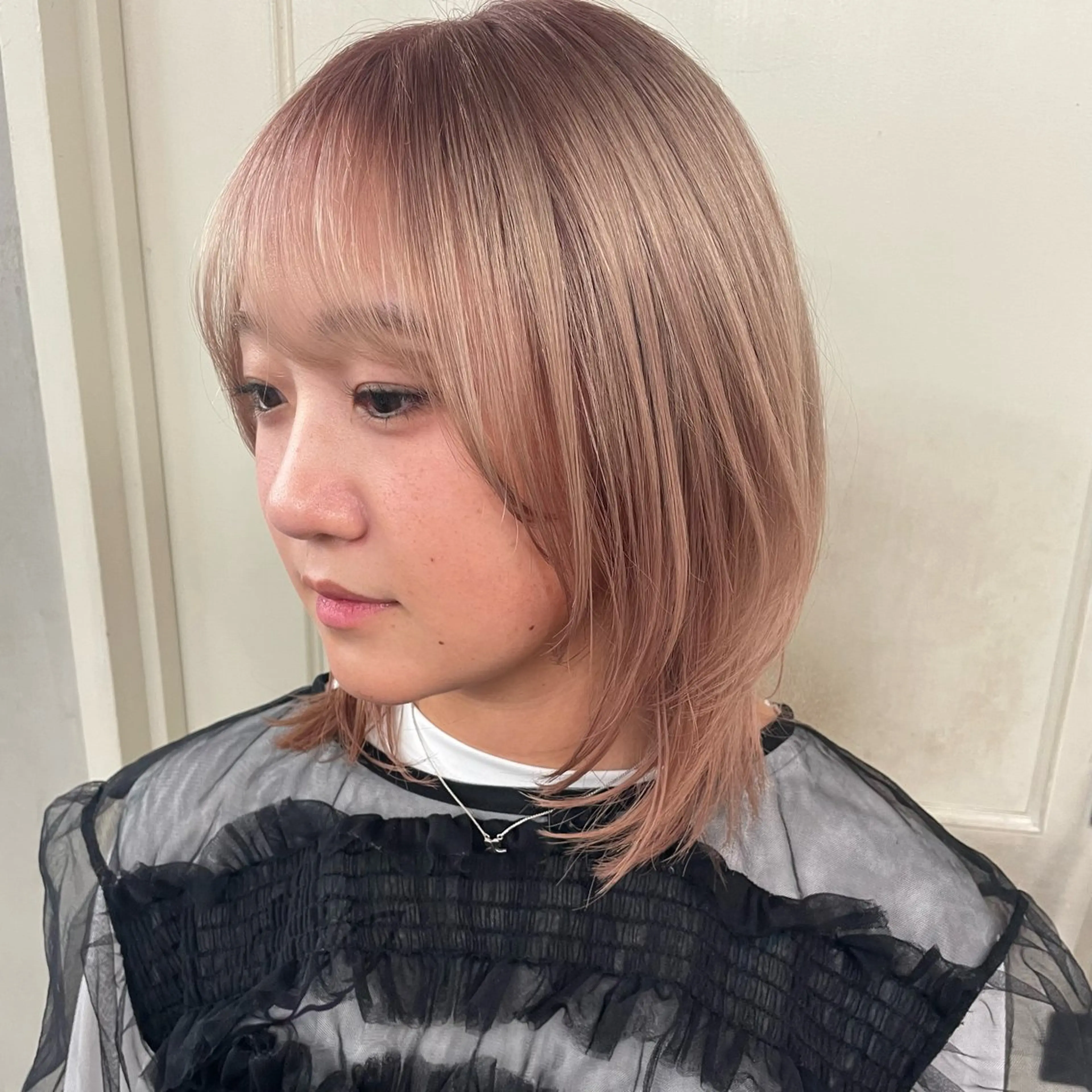 ミディアム カラー カット ヘアカラー RorriM natsuのヘアスタイル