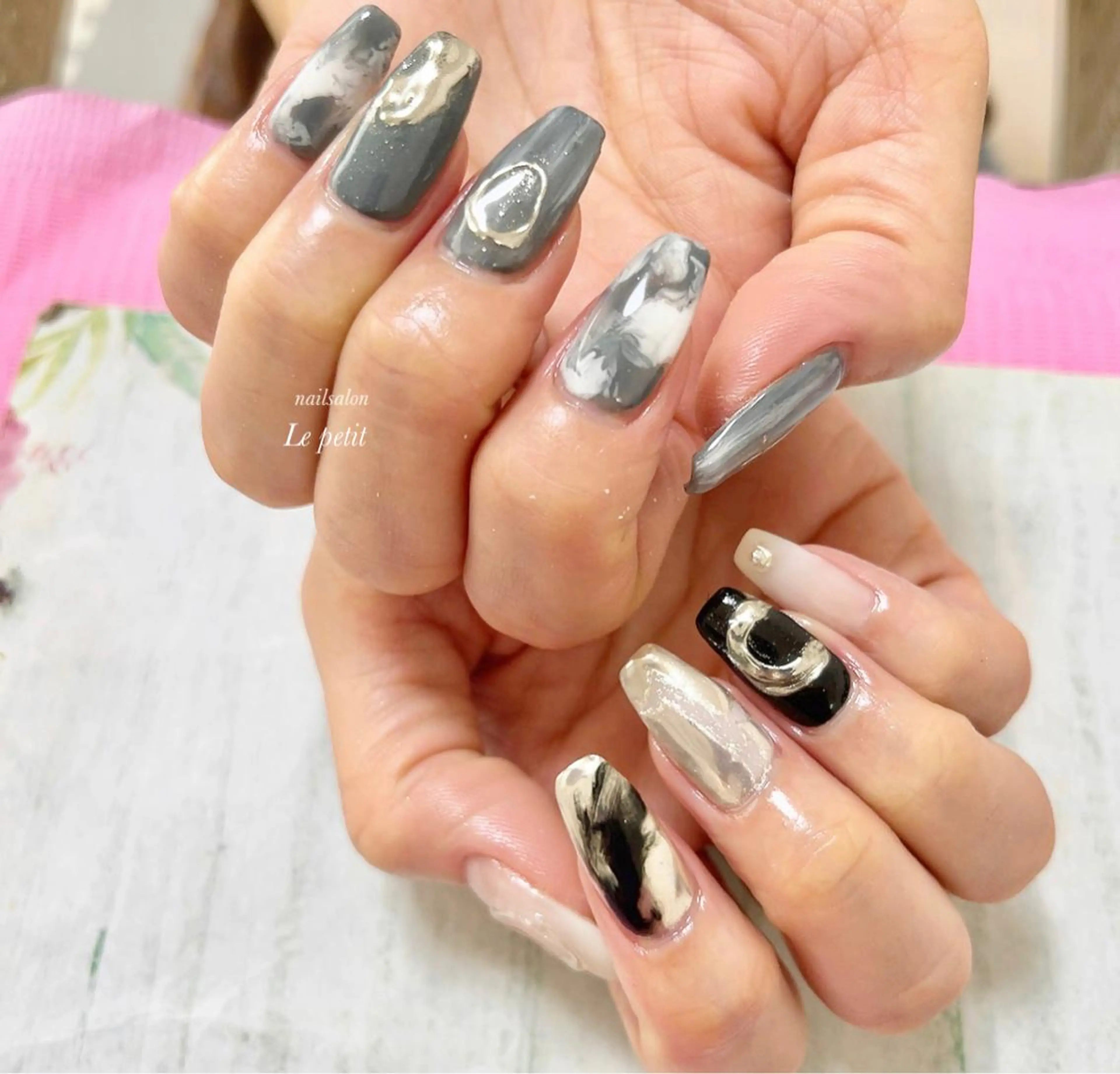 ネイル 石野 広佳のネイルデザイン