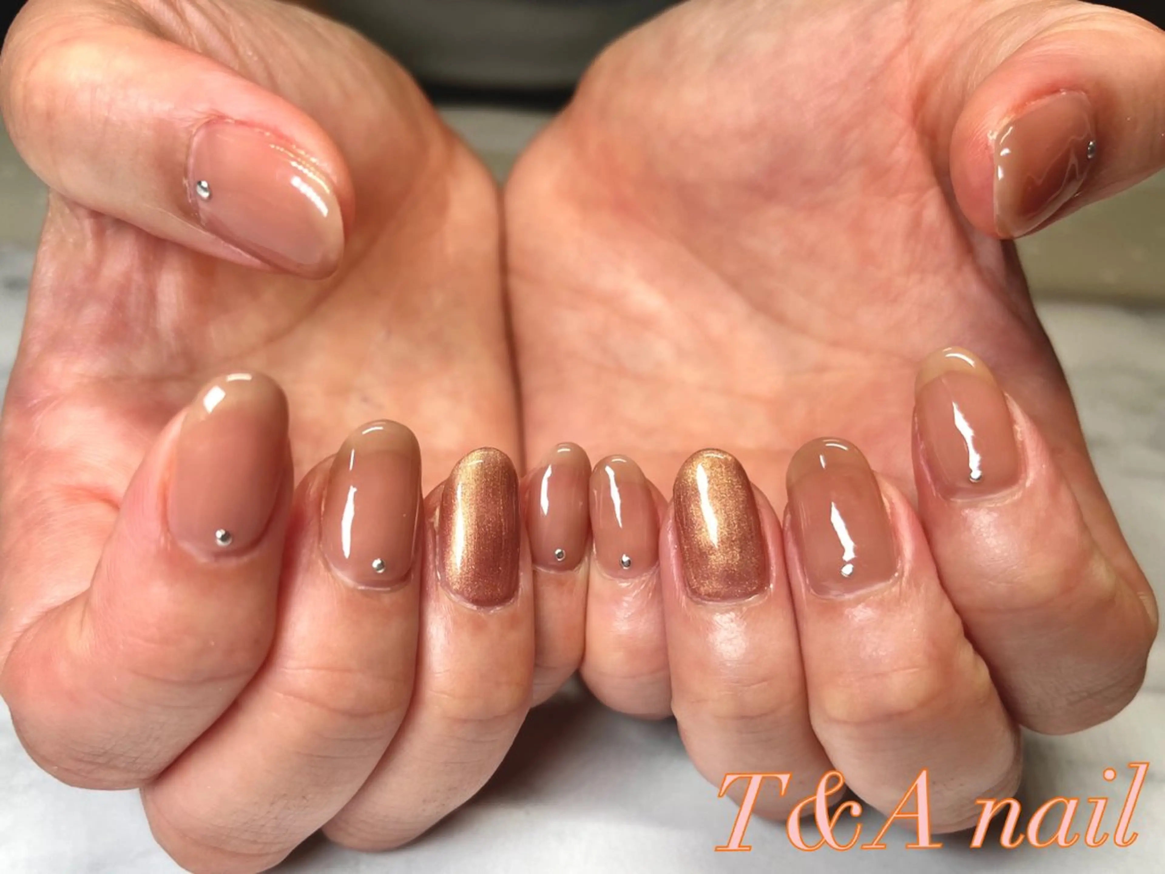 ネイル 長さ出し ジェルネイル ニュアンスネイル スカルプネイル シンプルネイル ハンドネイル T&A nailのネイルデザイン