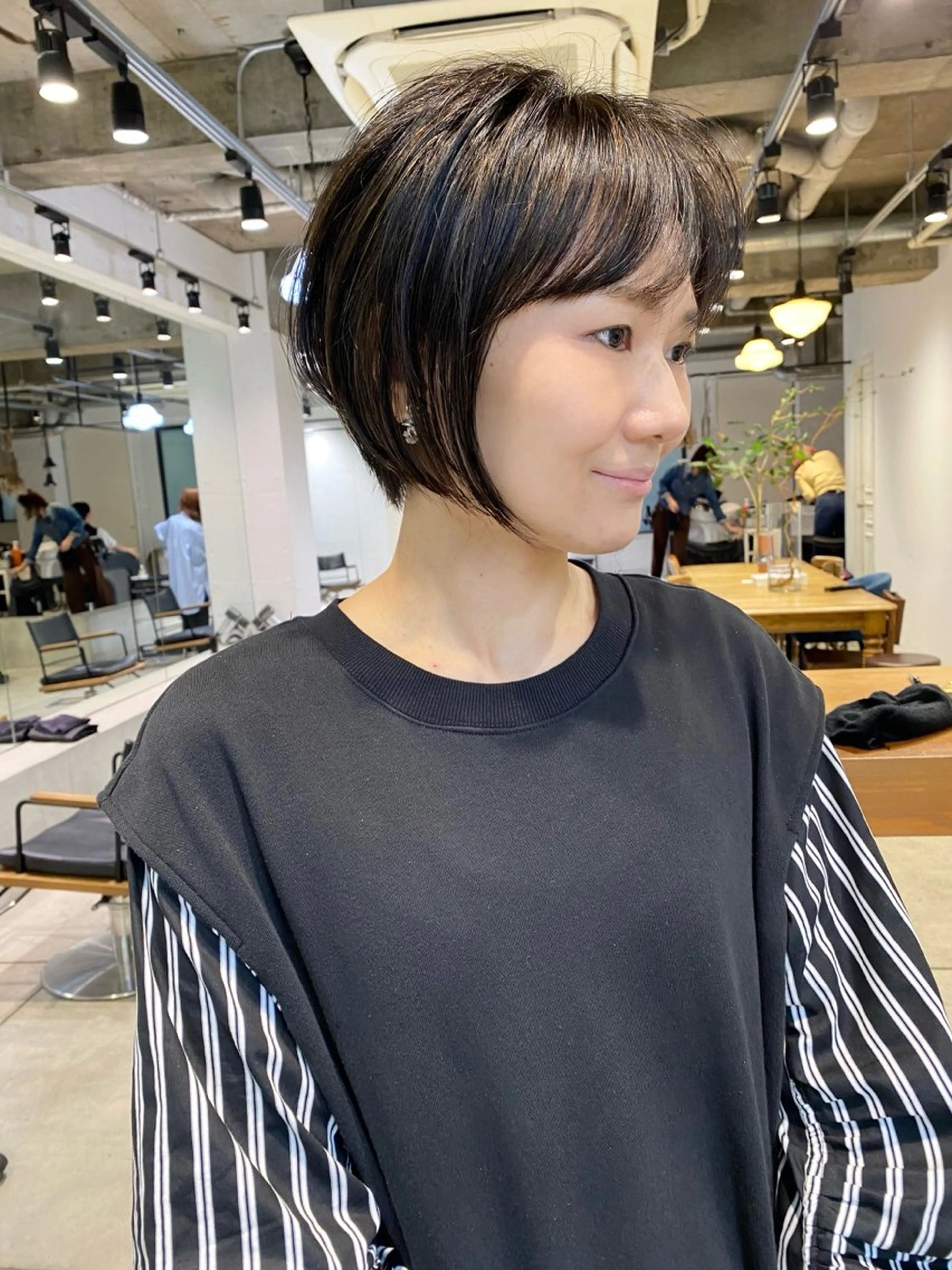 ショート カラー DUMBO 千歳船橋のヘアスタイル