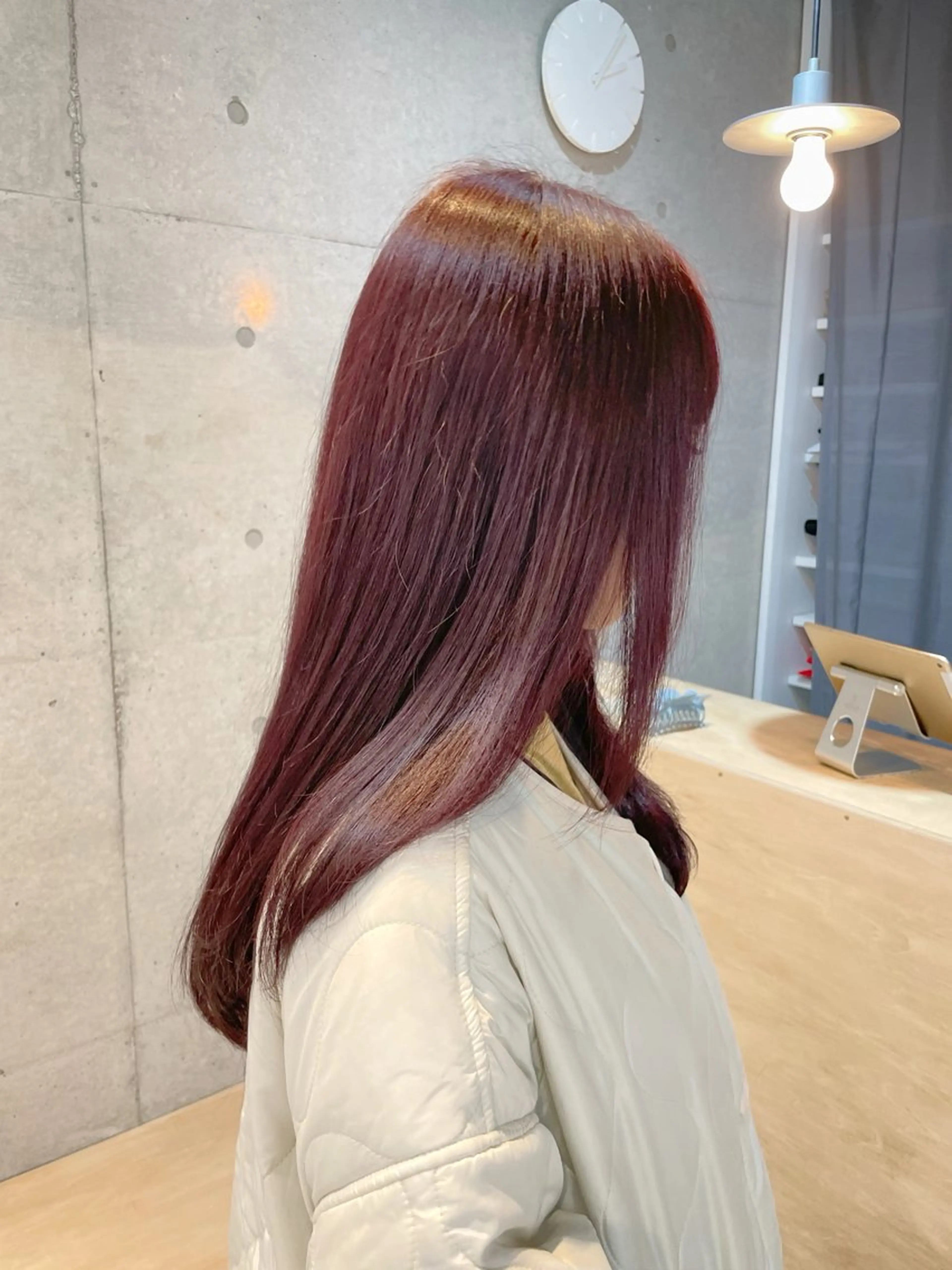 ロング カラー 透明感カラー カット ヘアカラー トリートメント 【arc】Ruri コテ巻き風パーマのヘアスタイル