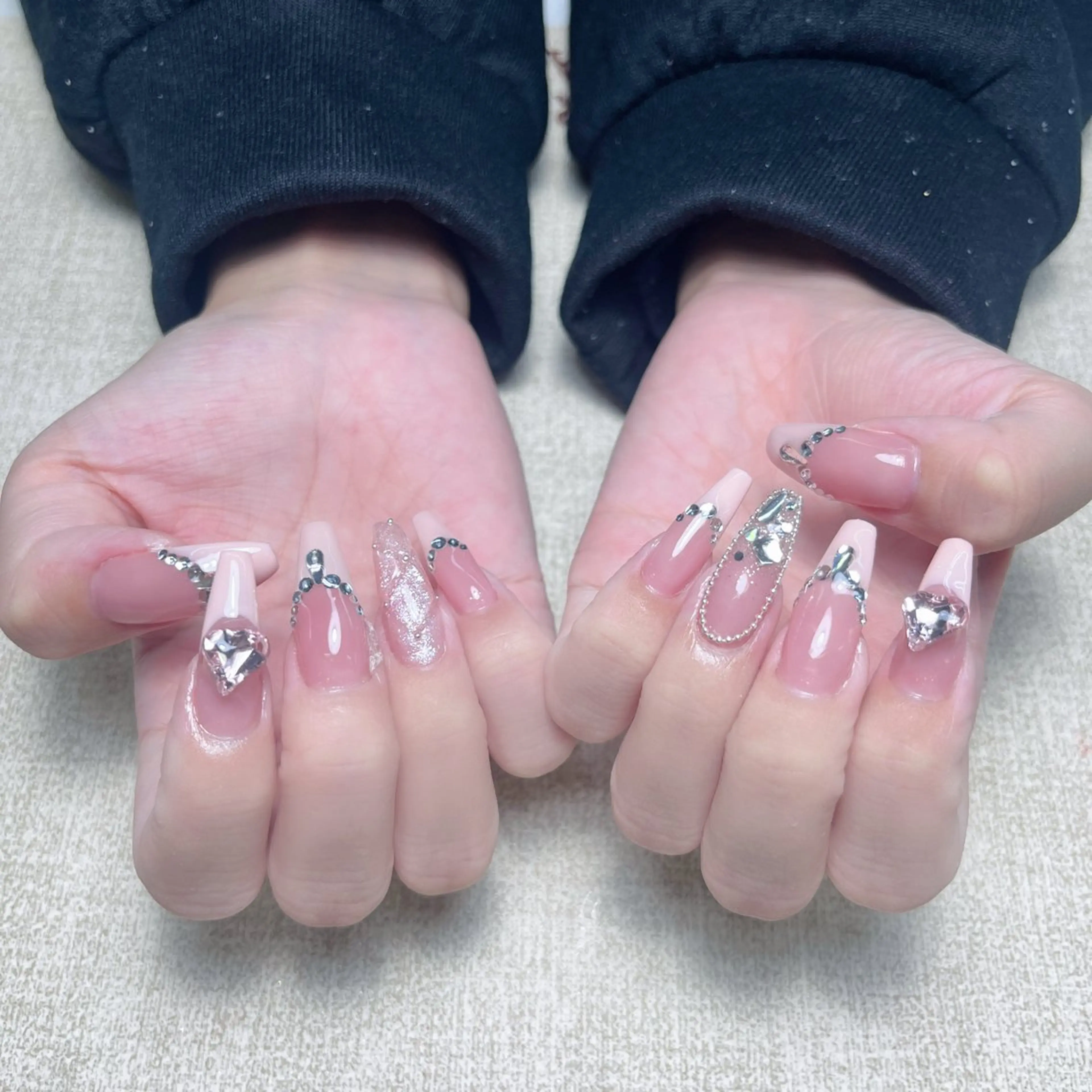 ネイル ハンドネイル ハンドケア ちごみ Novaのネイルデザイン