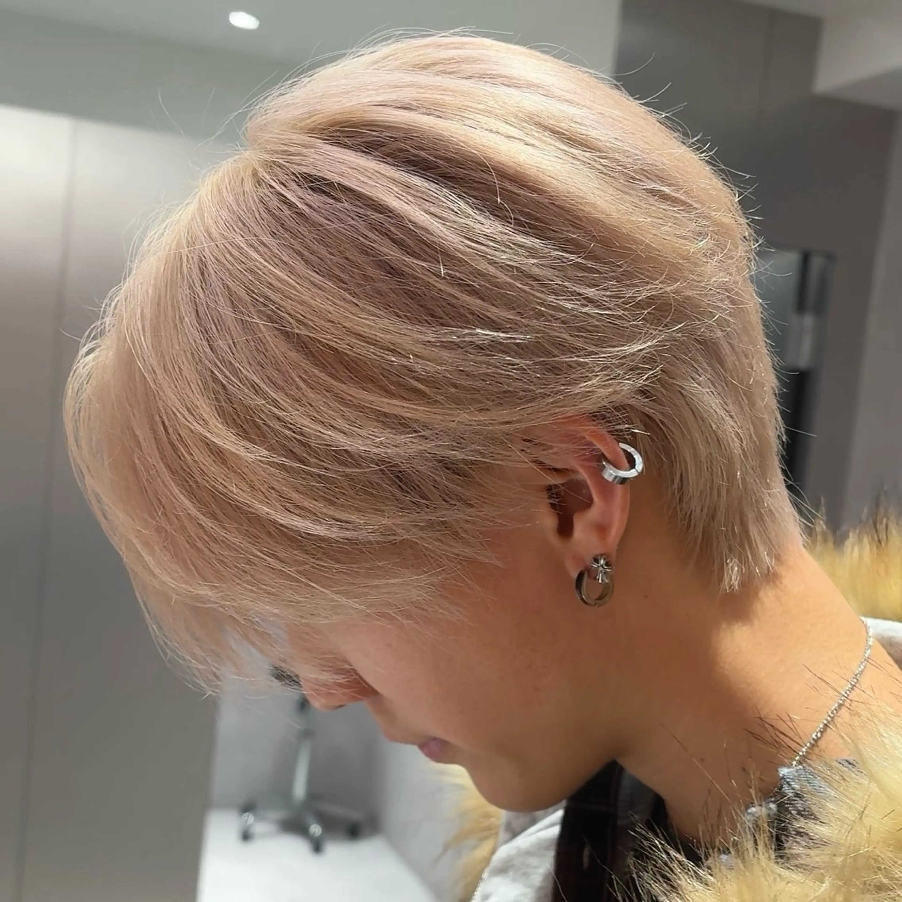 ショート カット ヘアカラー 💎センターパート /新宿/モリオのヘアスタイル