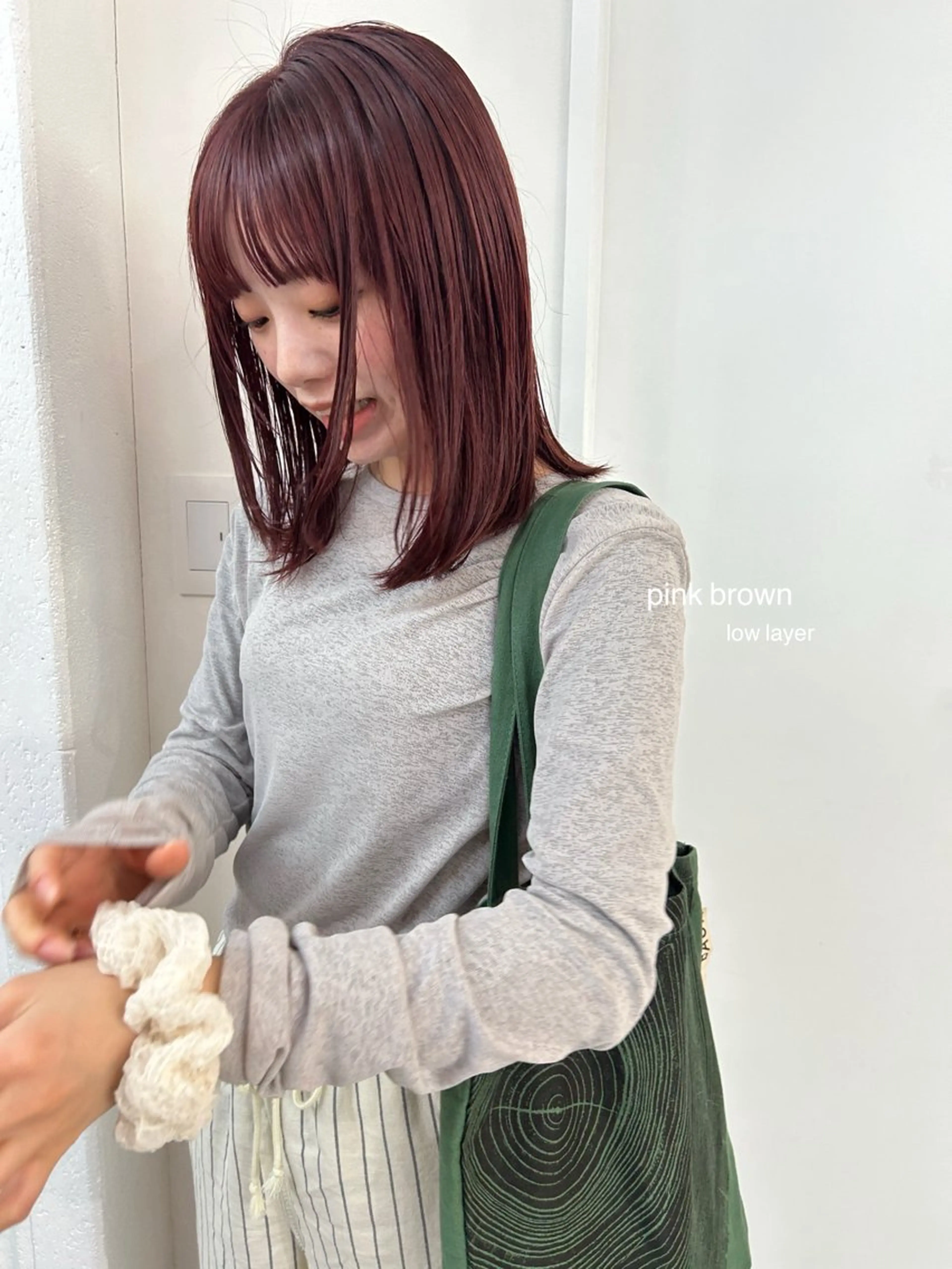 ミディアム レイヤーカット/ 透明感カラーmikuのヘアスタイル