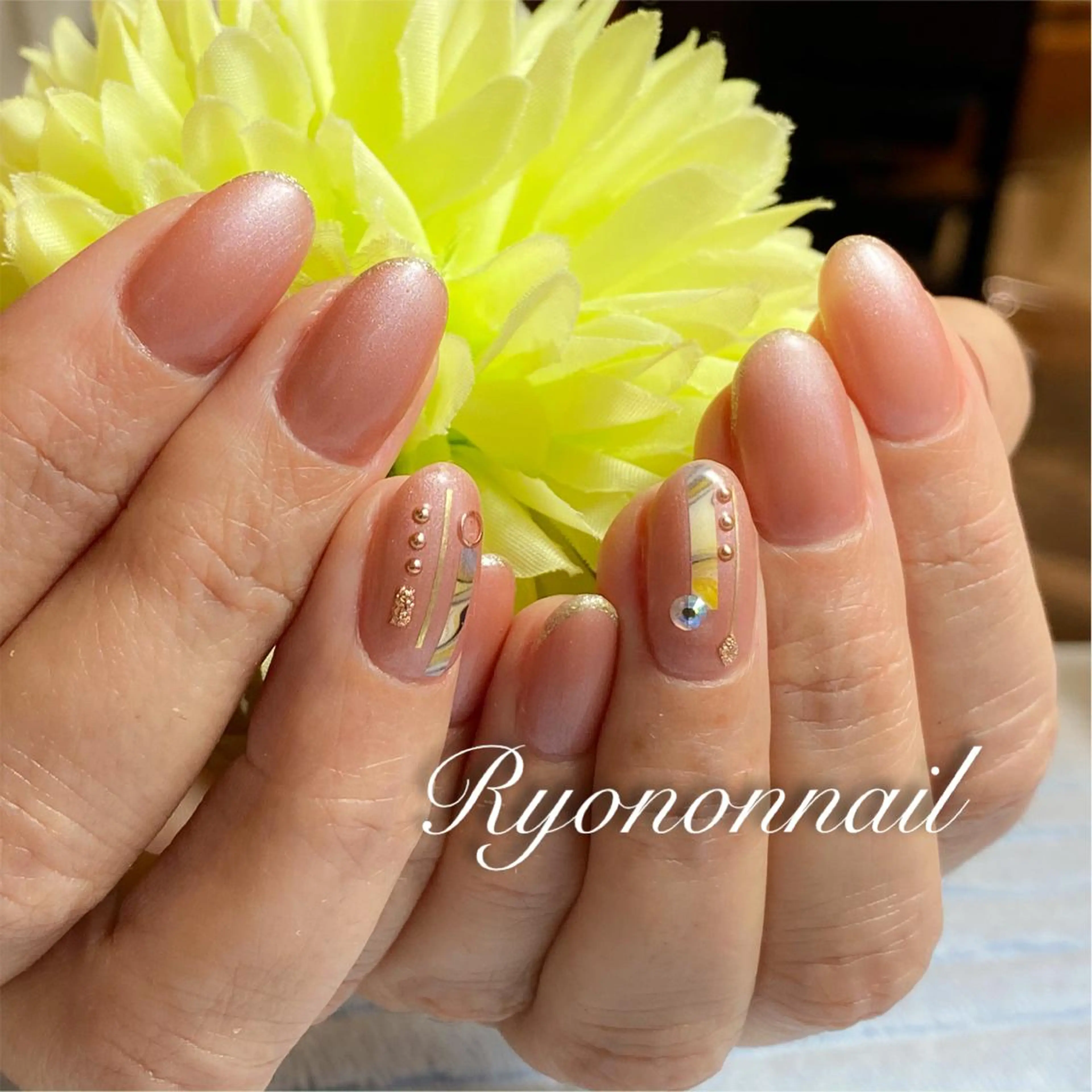 ネイル アートネイル Ryononnail(リョノンネイル)所属・Ryononnail 上谷典子のネイルデザイン