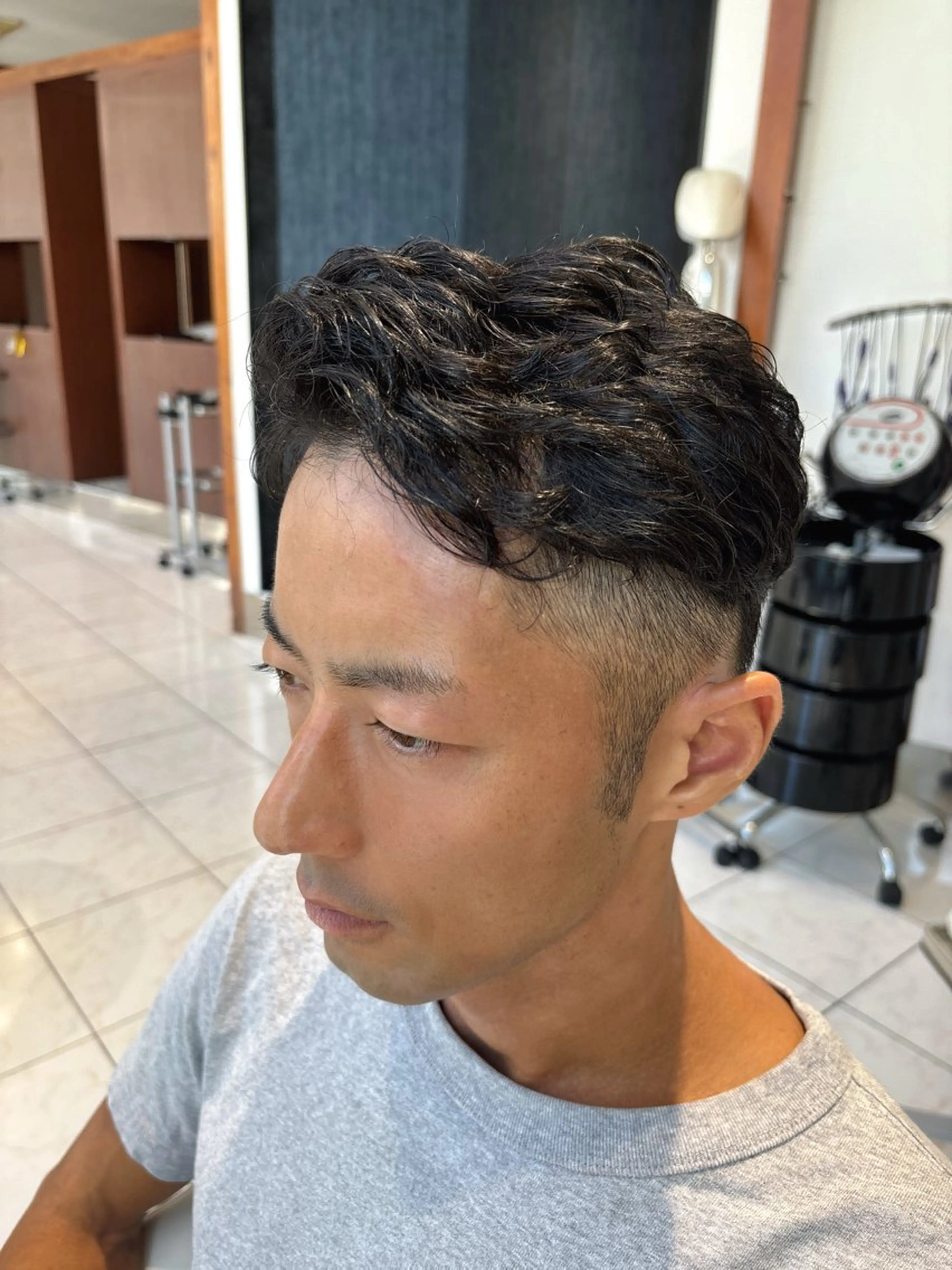 パーマ メンズ 篠田 綾乃のヘアスタイル